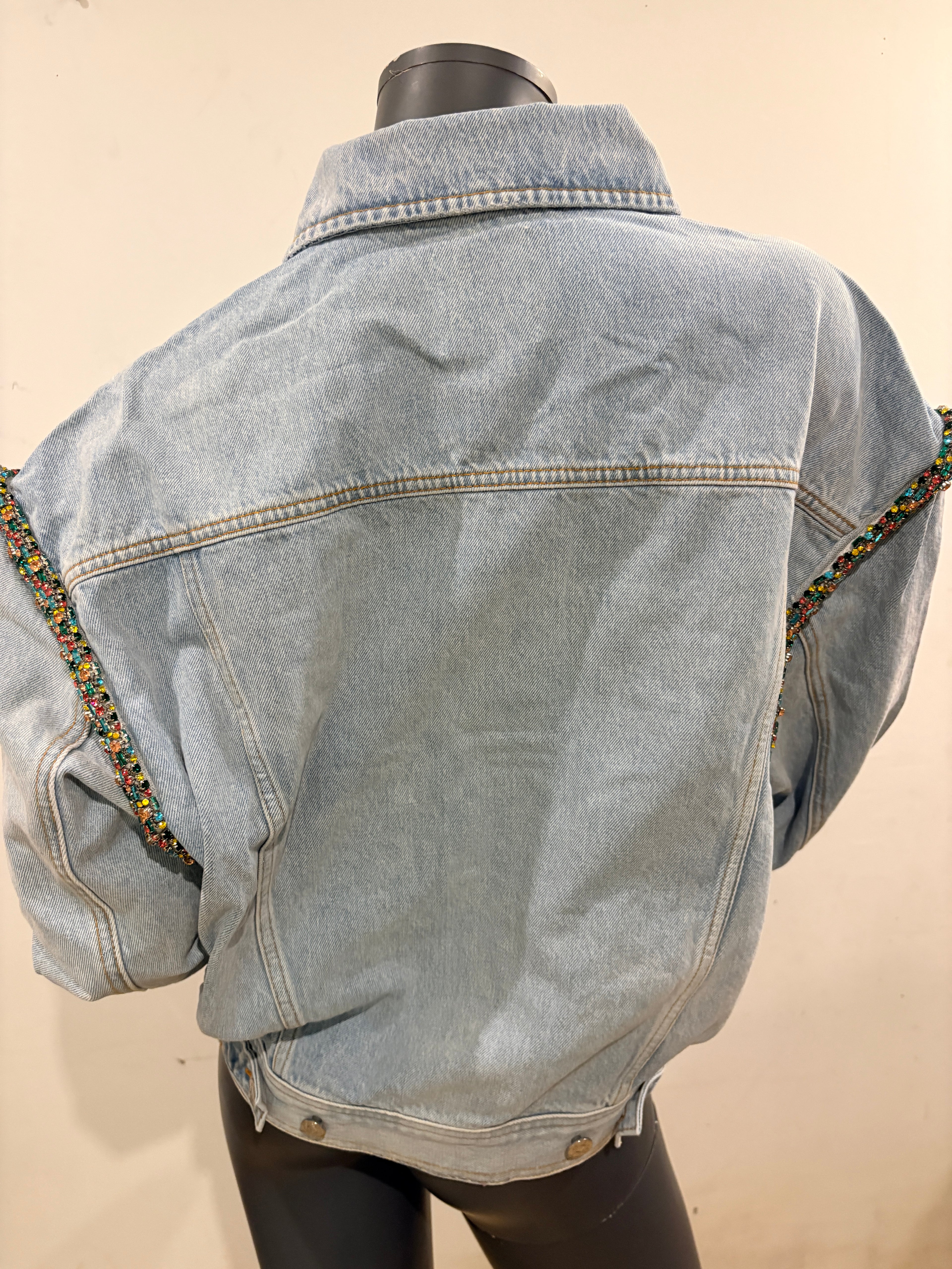 Veste en jeans strassée Sandro "Paloma" – Neuve avec étiquette – Taille 40