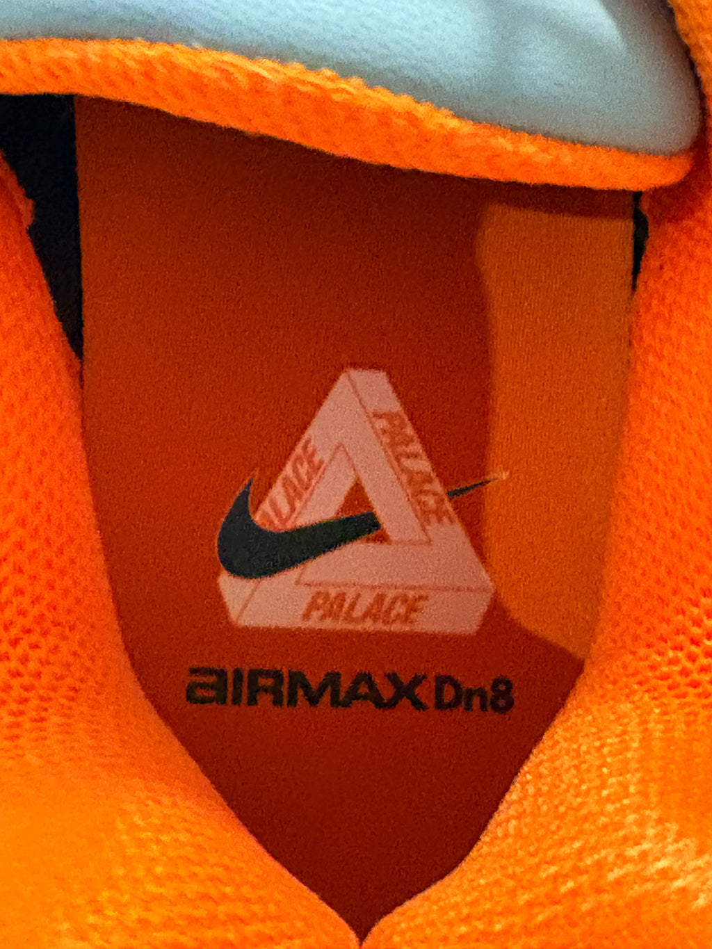 Palace x Nike Air Max Dn8 SP Dusty Grey Safety Orange – Neuve avec étiquette NIKE