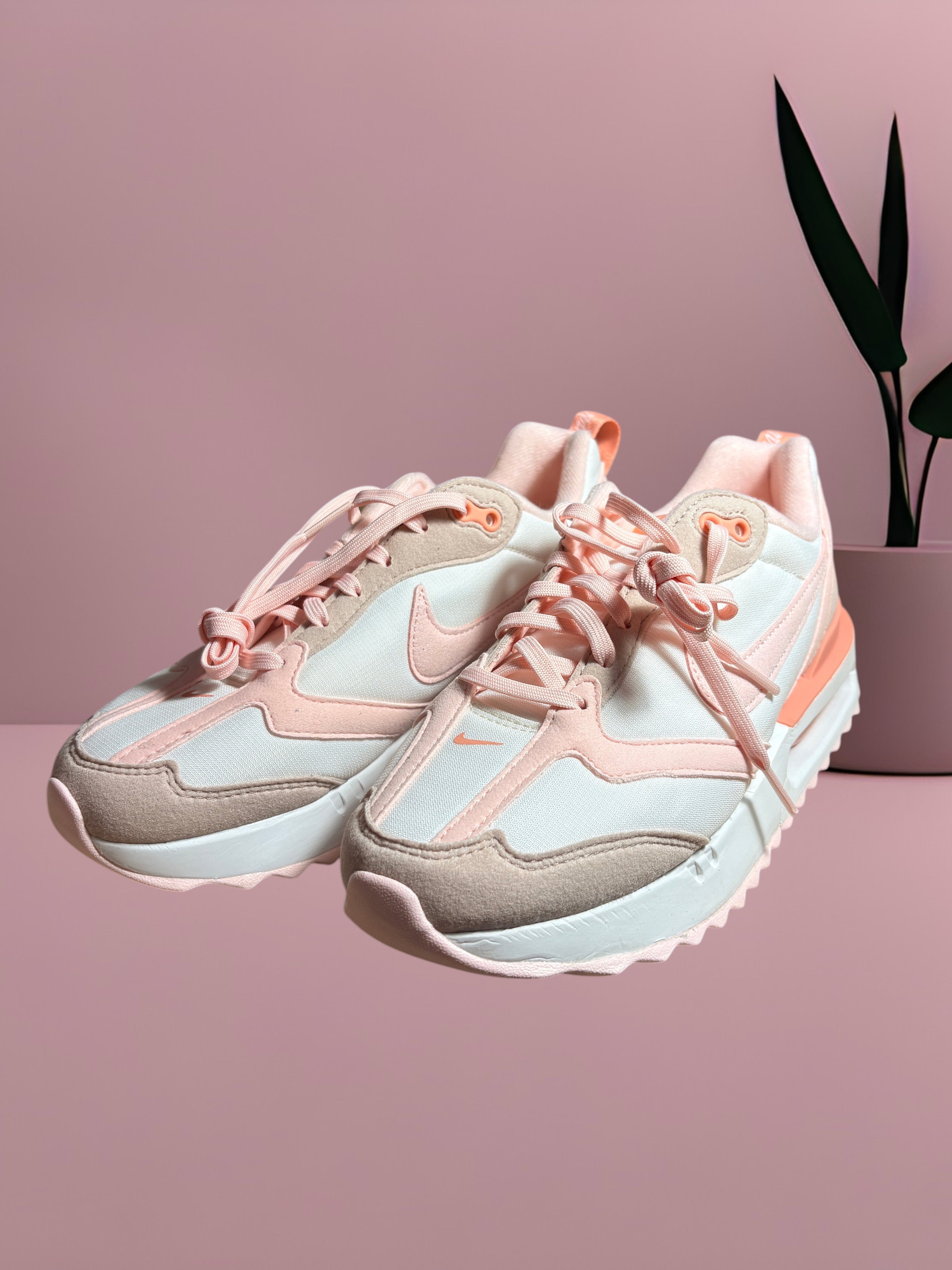 Nike Air Max Dawn Neuve "Blanc / Rose Pâle" – Taille 37.5
