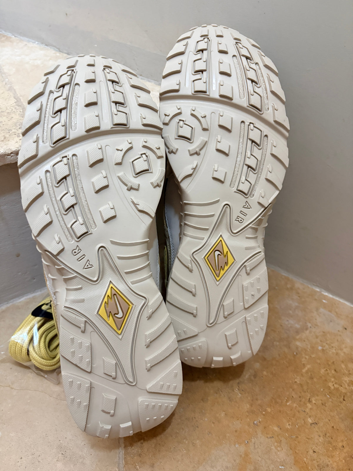 Nike Air Terra Humara SP Sesame – Neuve avec étiquette NIKE