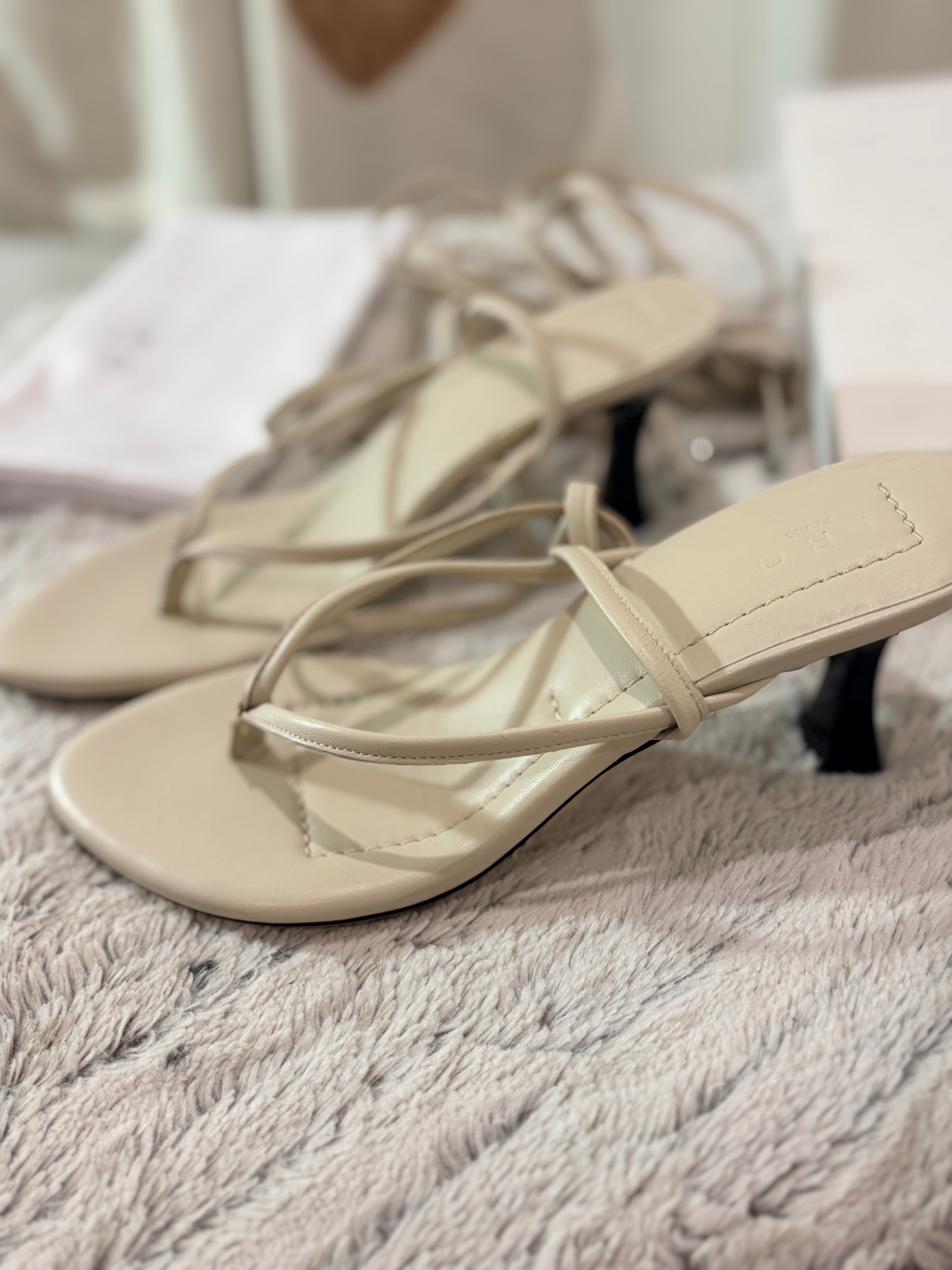 Sandales à lacets IRO Paris "RAW" neuves – Cuir Oyster Grey – T.39