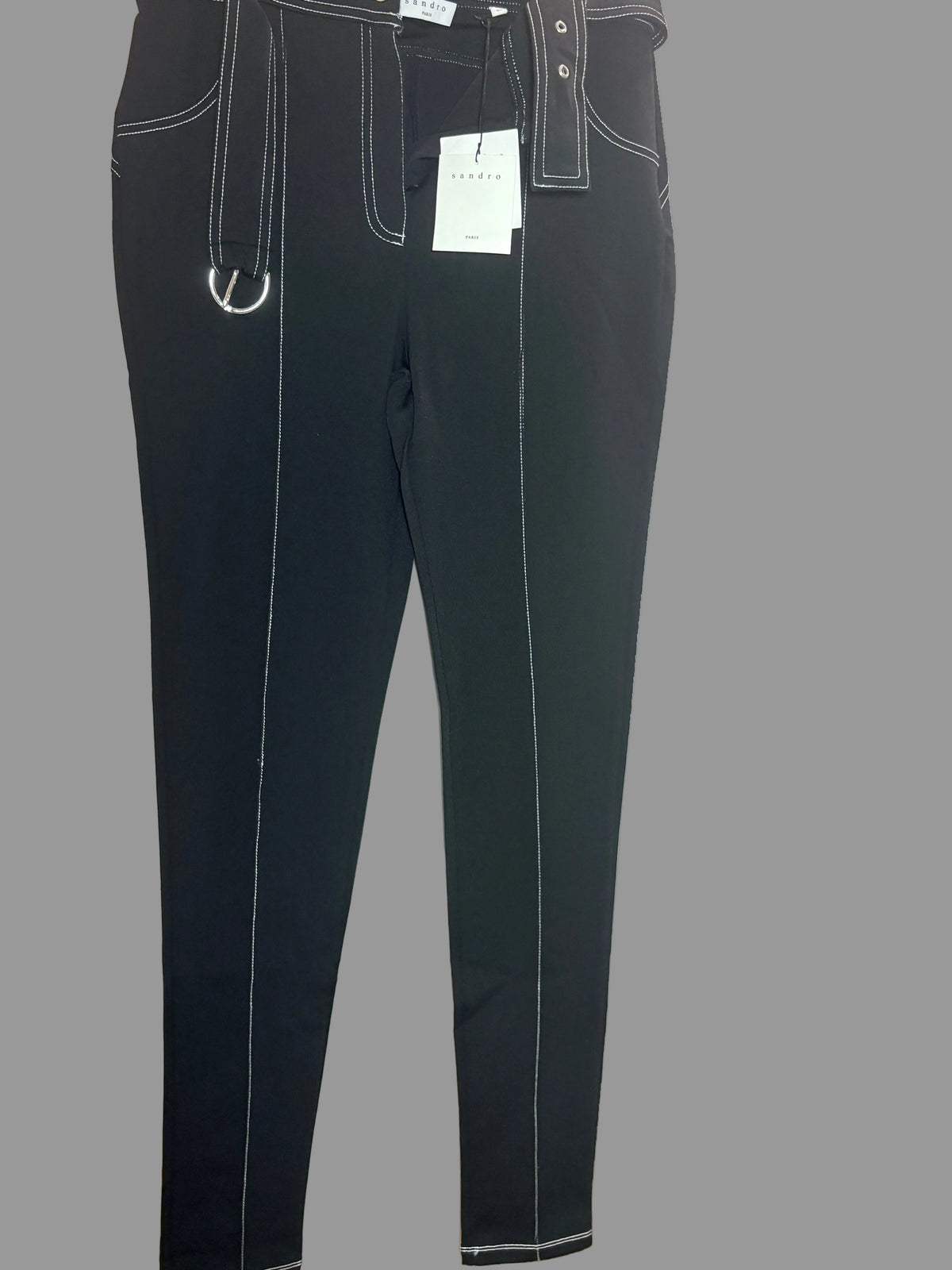 Sandro Pantalon noir surpiqûres contrastées avec ceinture – Neuf avec étiquette SANDRO