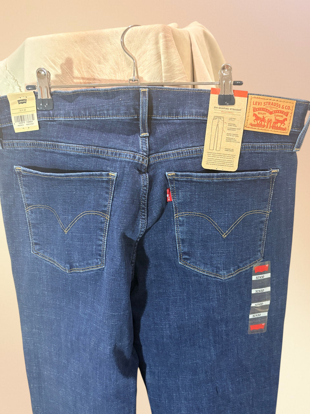 Jean Levi's 314 Shaping Straight – W32 L32 (Neuf)