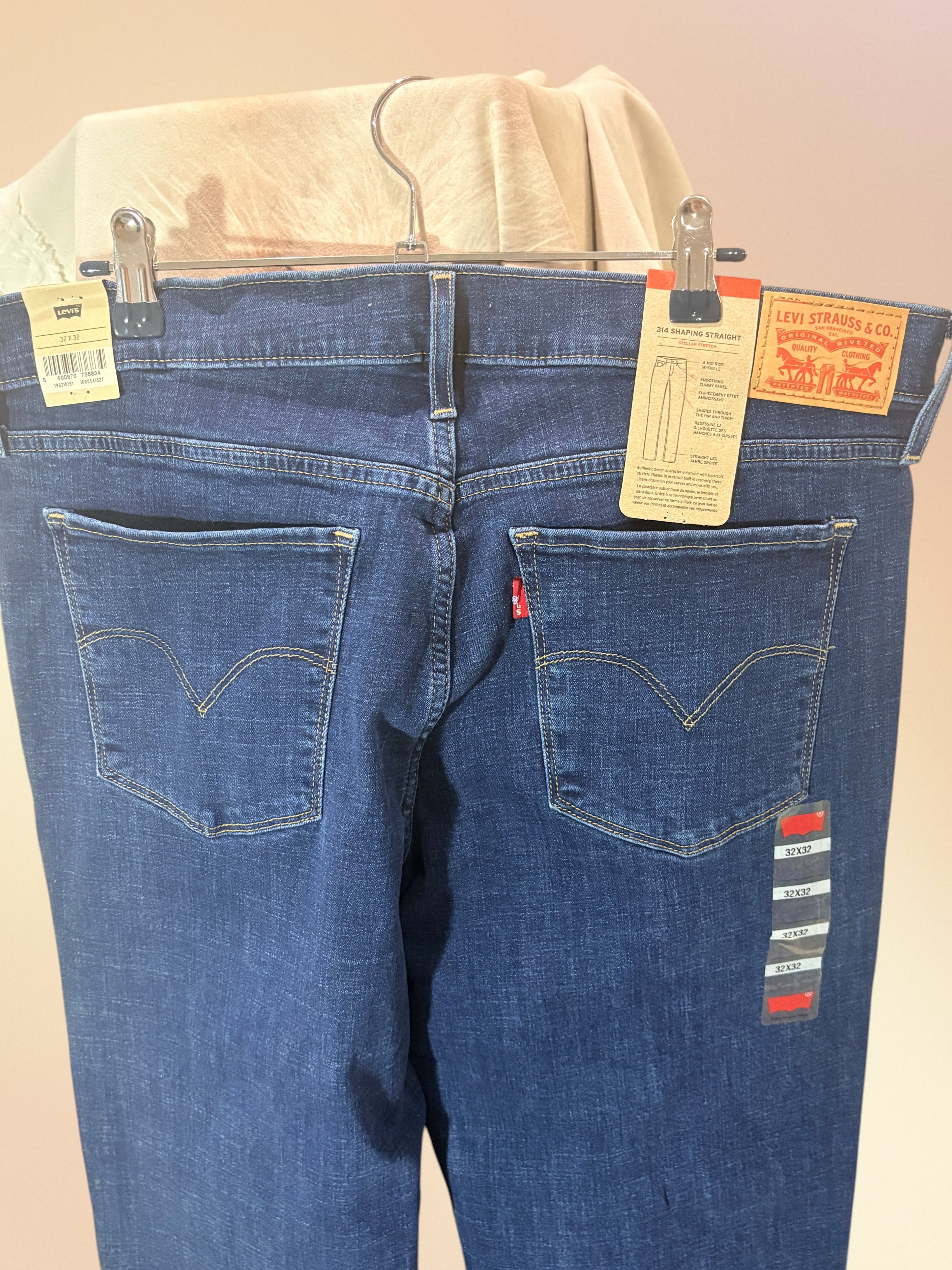 Jean Levi's 314 Shaping Straight – W32 L32 (Neuf)