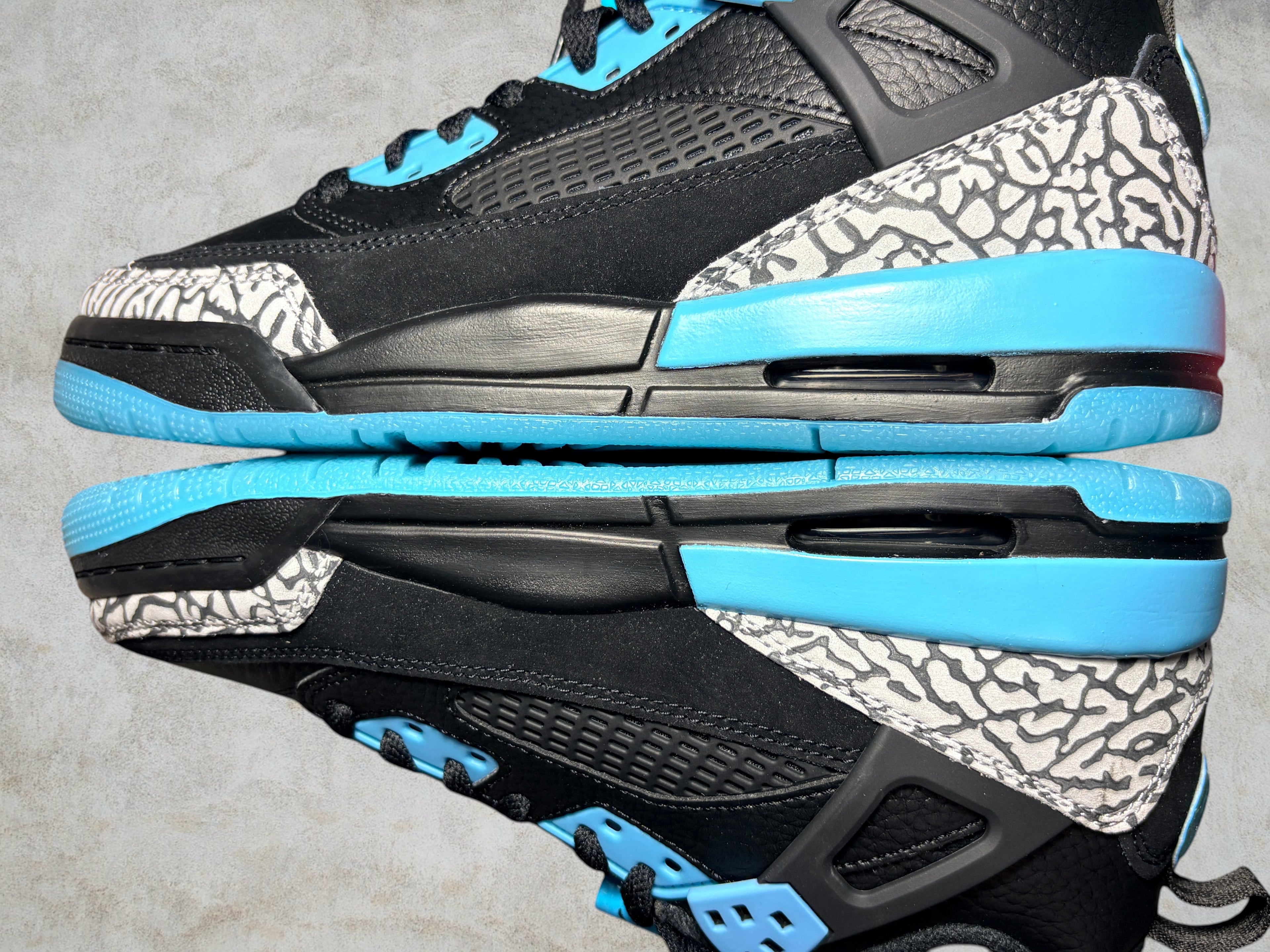 Jordan Spizike Low "Black / Wolf Grey - Gamma Blue" (Grade School)