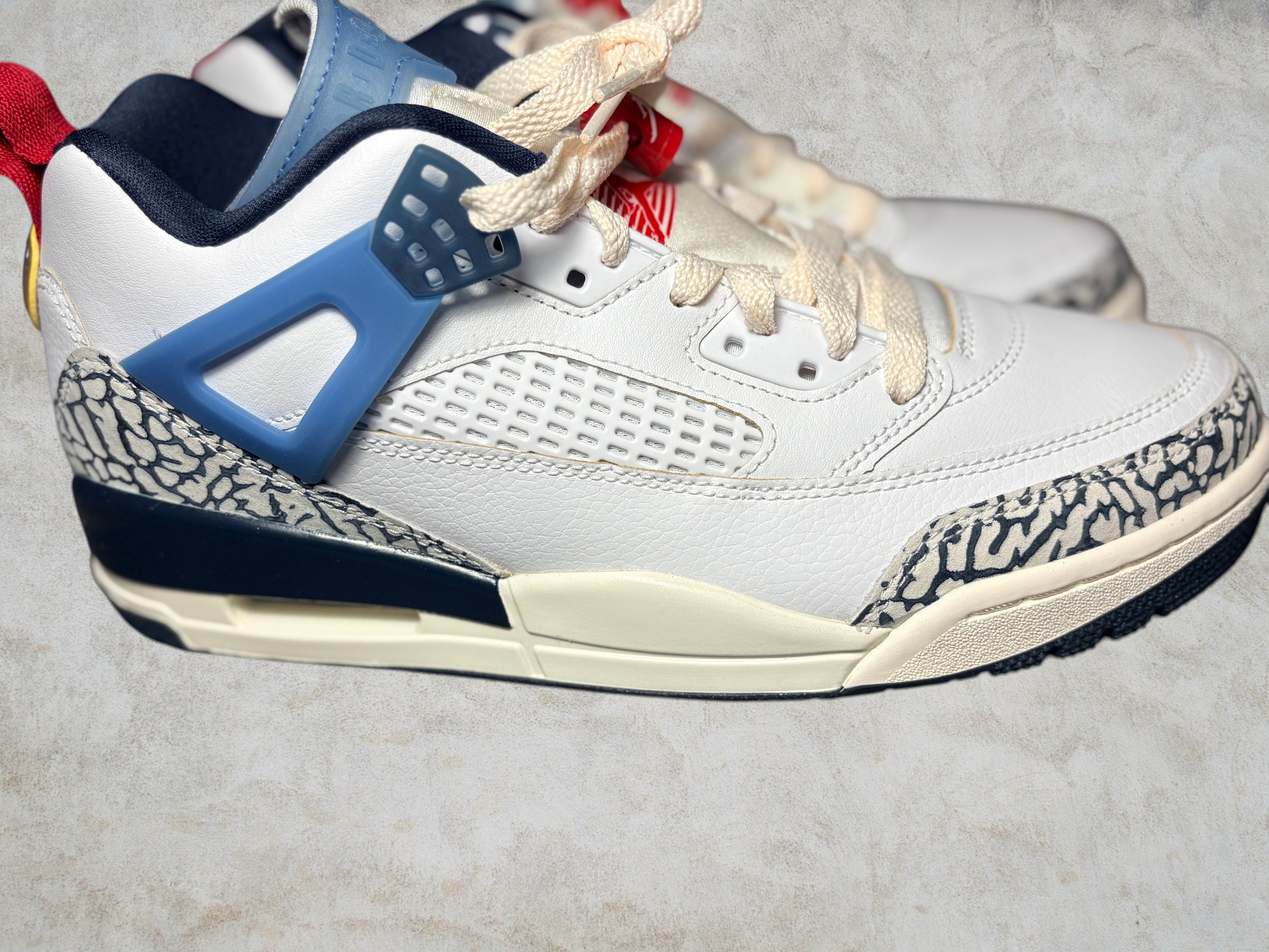 Jordan Spizike Low "White Gym Red Armory Navy"- T40 - Neuve