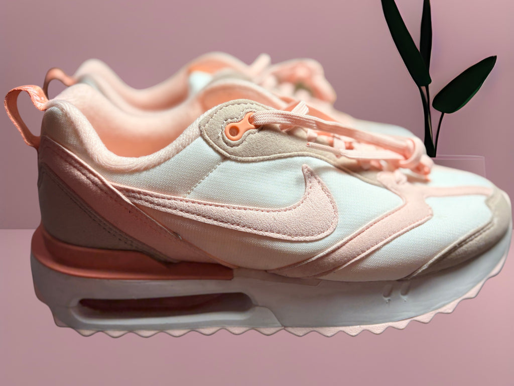 Nike Air Max Dawn Neuve "Blanc / Rose Pâle" – Taille 37.5