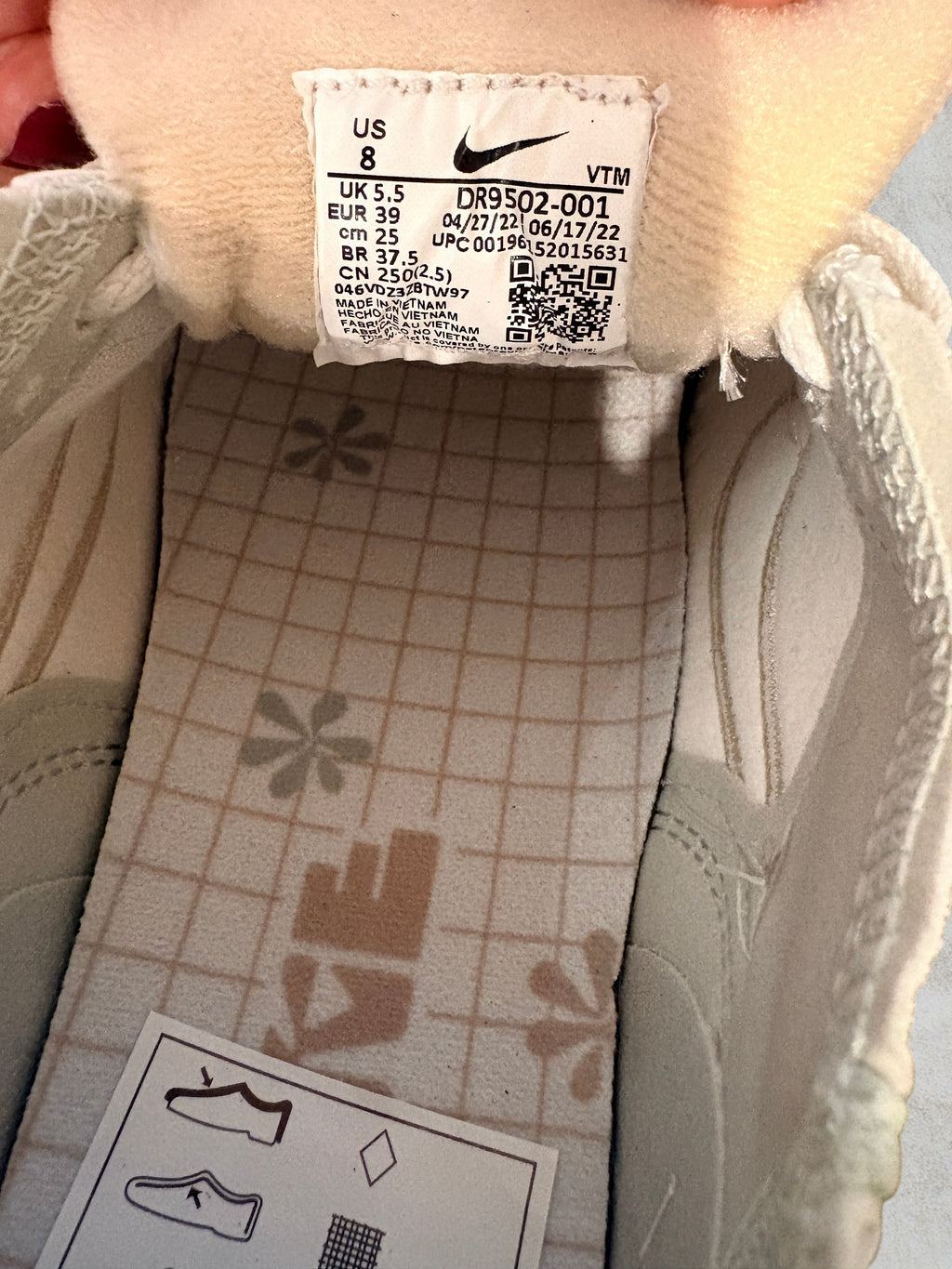 Nike Waffle One SE Phantom Light Silver  T36,5 – Blanc/Crème/Gomme