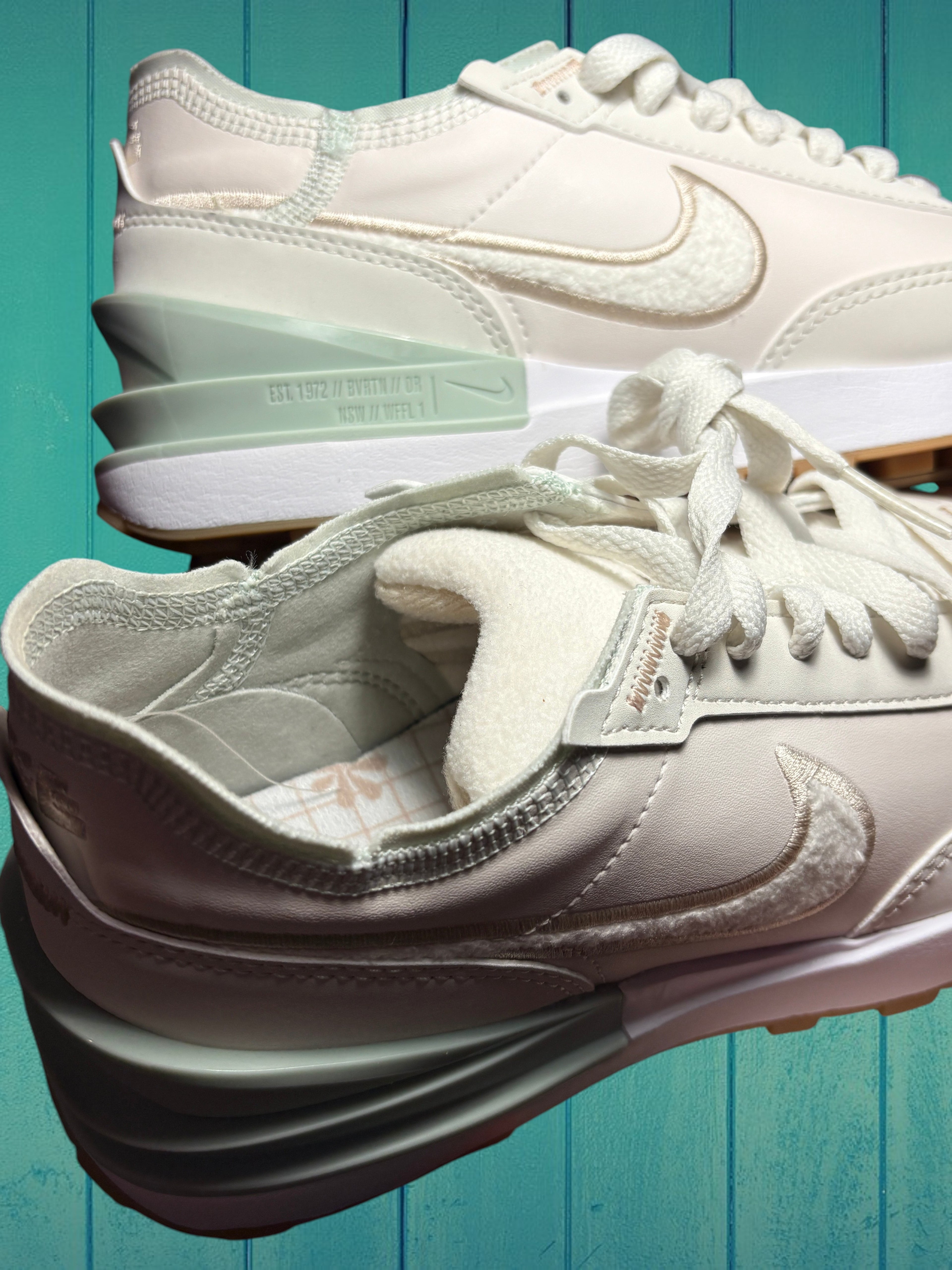 Nike Waffle One SE Phantom Light Silver  T39 – Blanc/Crème/Gomme