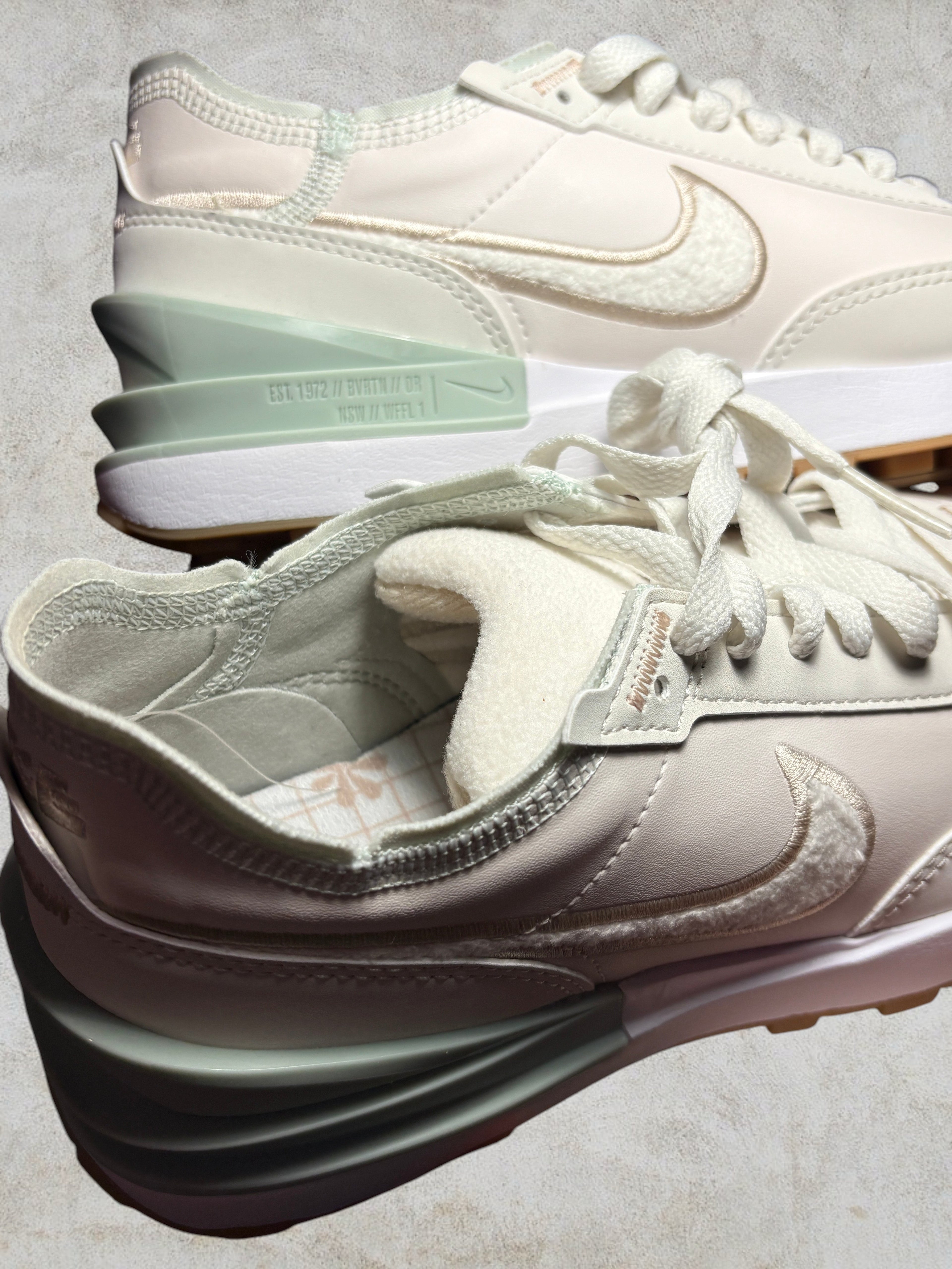 Nike Waffle One SE Phantom Light Silver  T36,5 – Blanc/Crème/Gomme