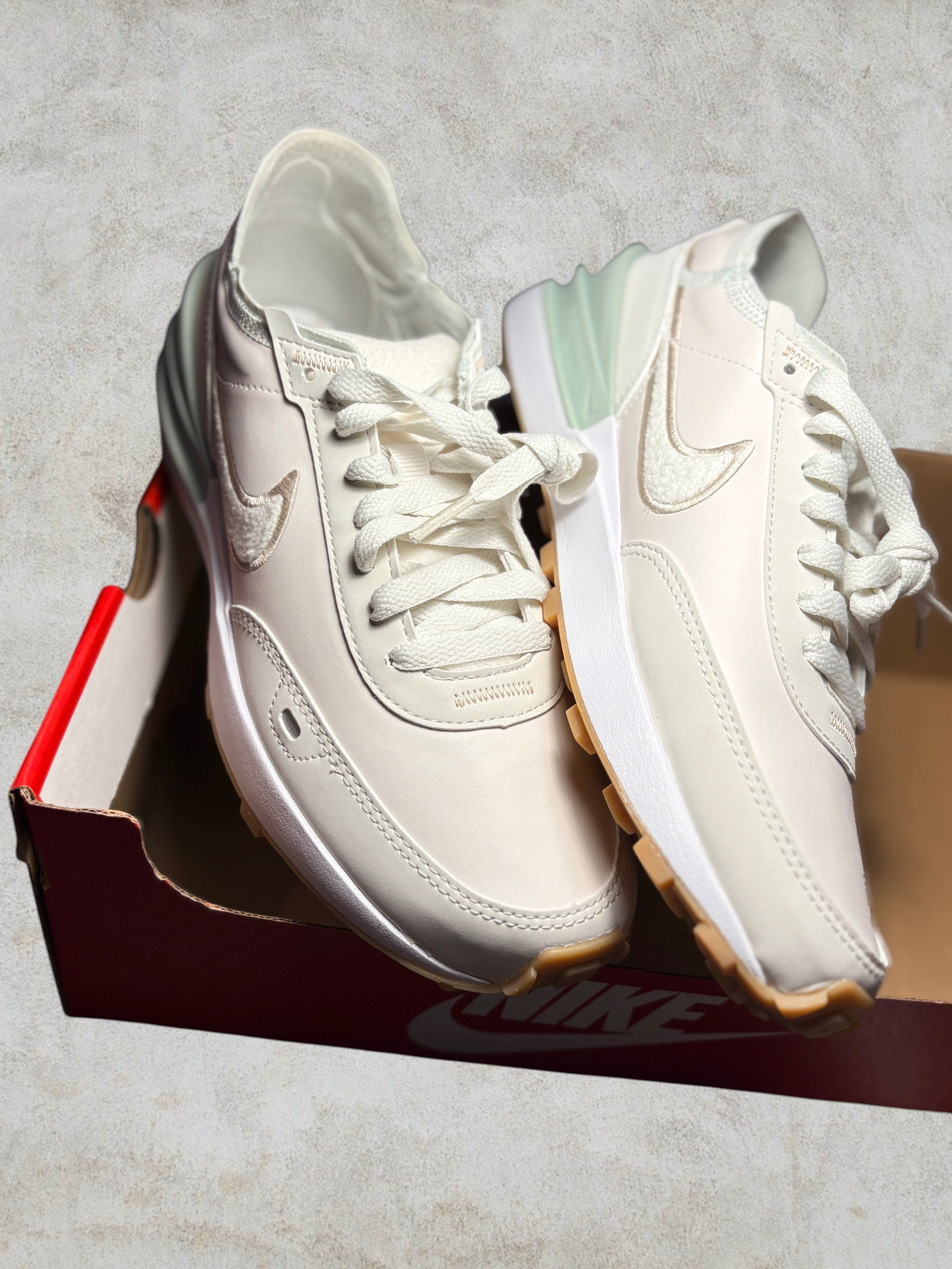Nike Waffle One SE Phantom Light Silver  T36,5 – Blanc/Crème/Gomme