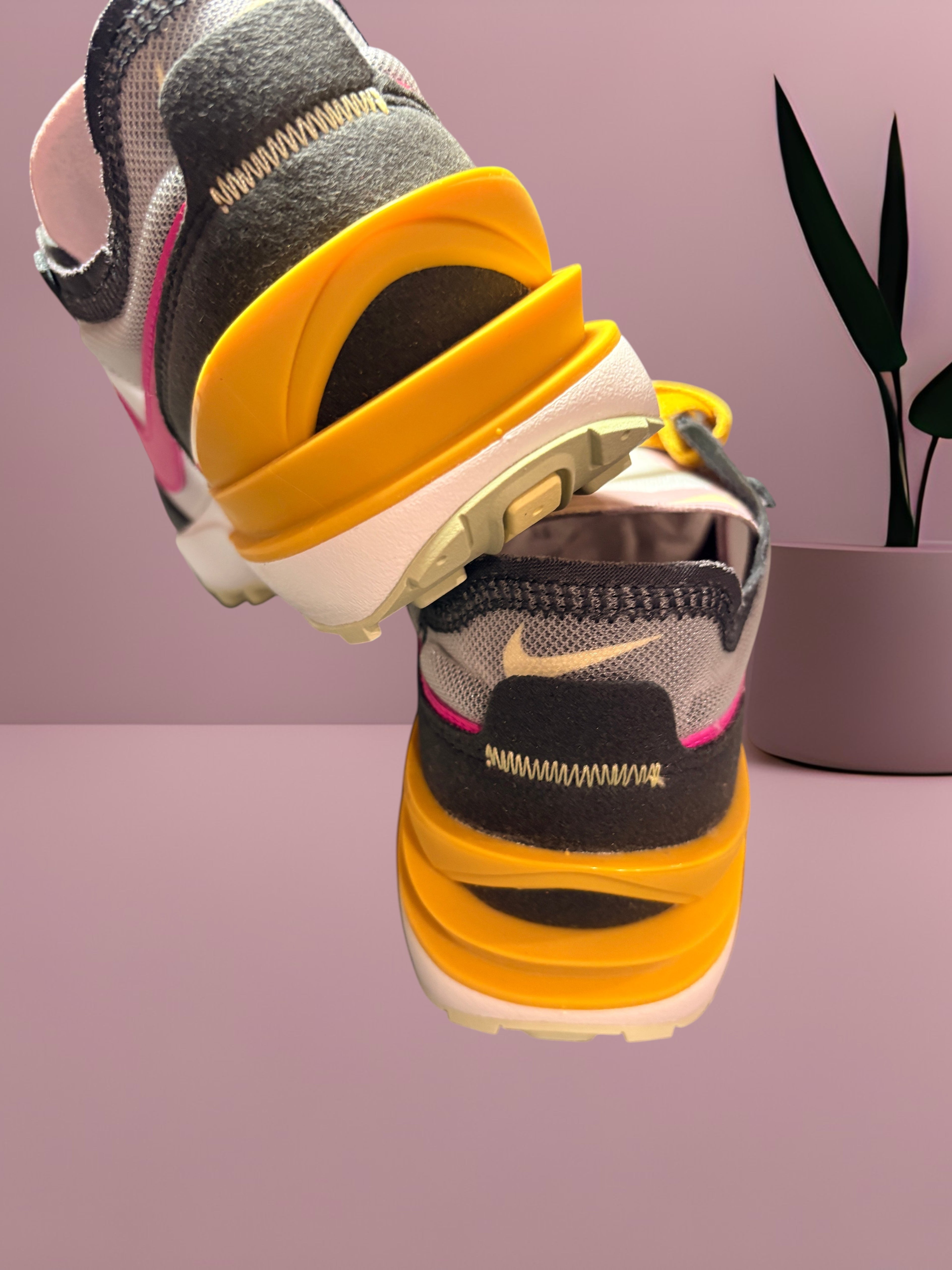 Nike Waffle One MC Brown Pink Sulfur – Taille 38 - Neuve