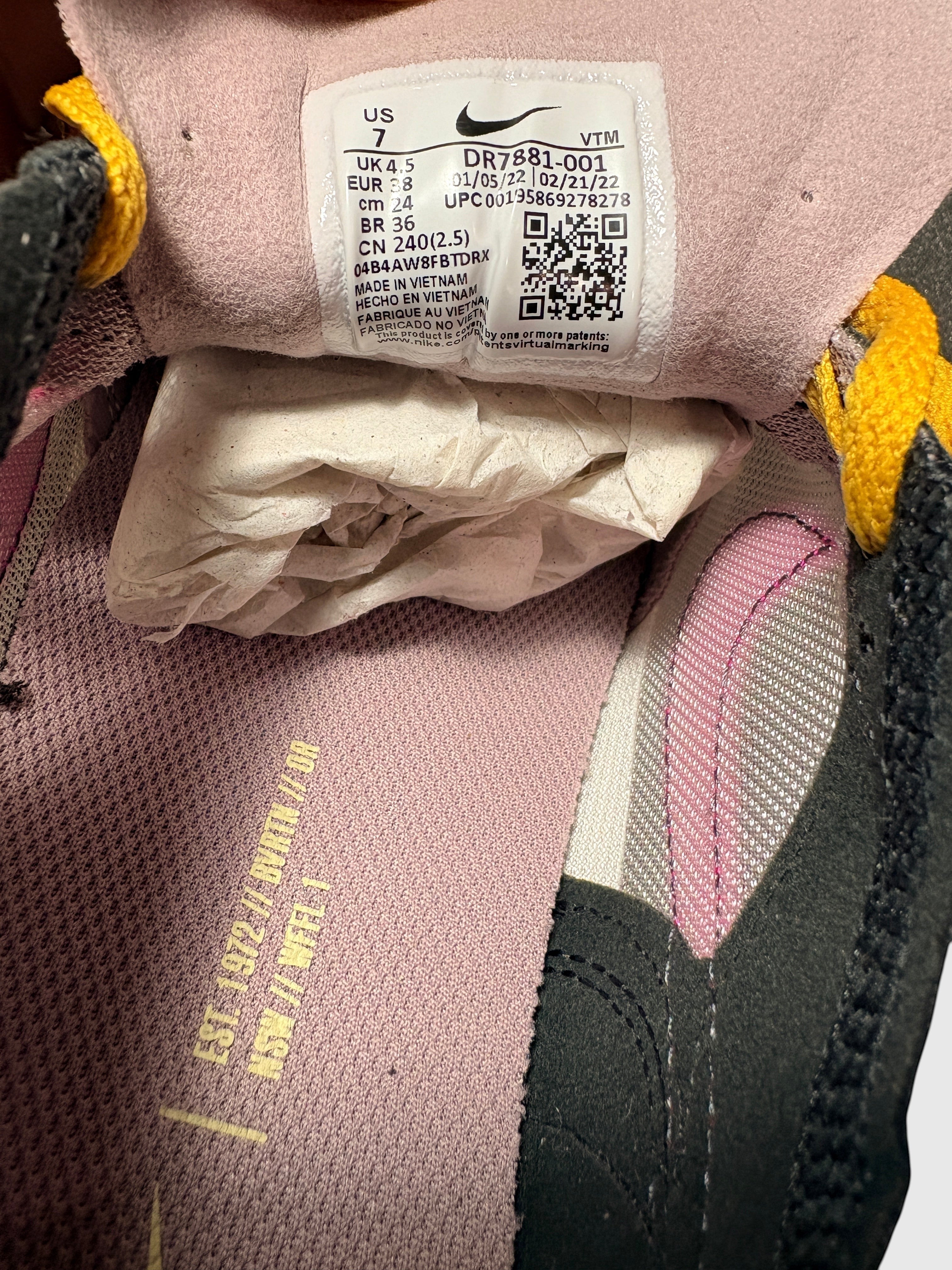 Nike Waffle One MC Brown Pink Sulfur – Taille 38 NIKE