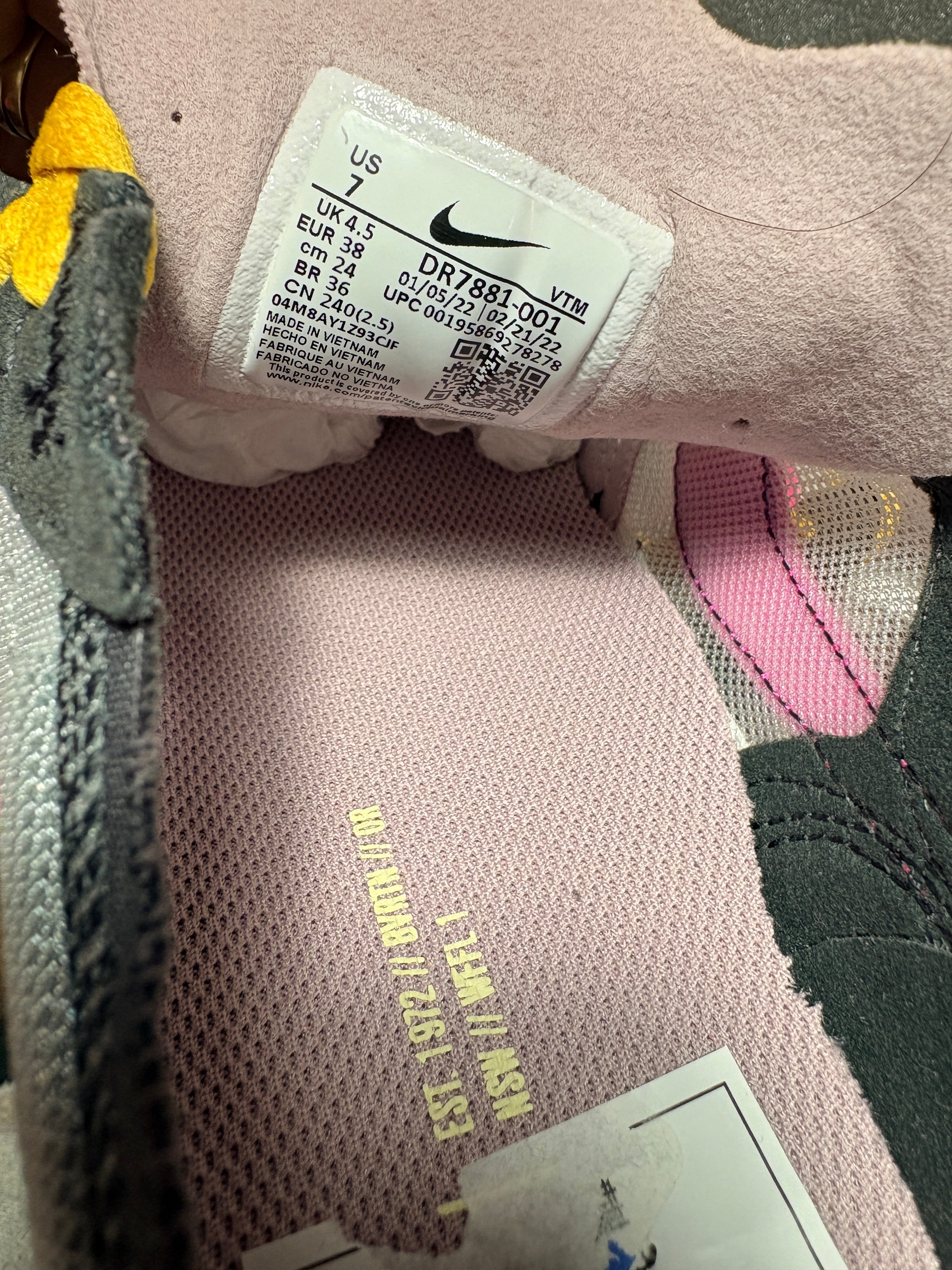 Nike Waffle One MC Brown Pink Sulfur – Taille 38 - Neuve