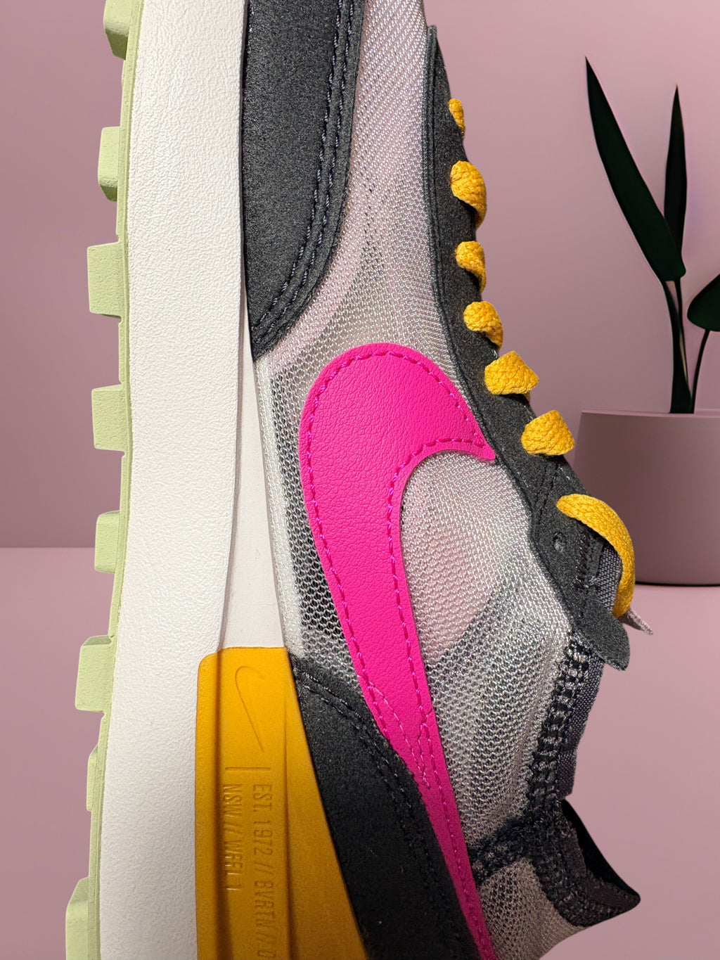 Nike Waffle One MC Brown Pink Sulfur – Taille 38 - Neuve