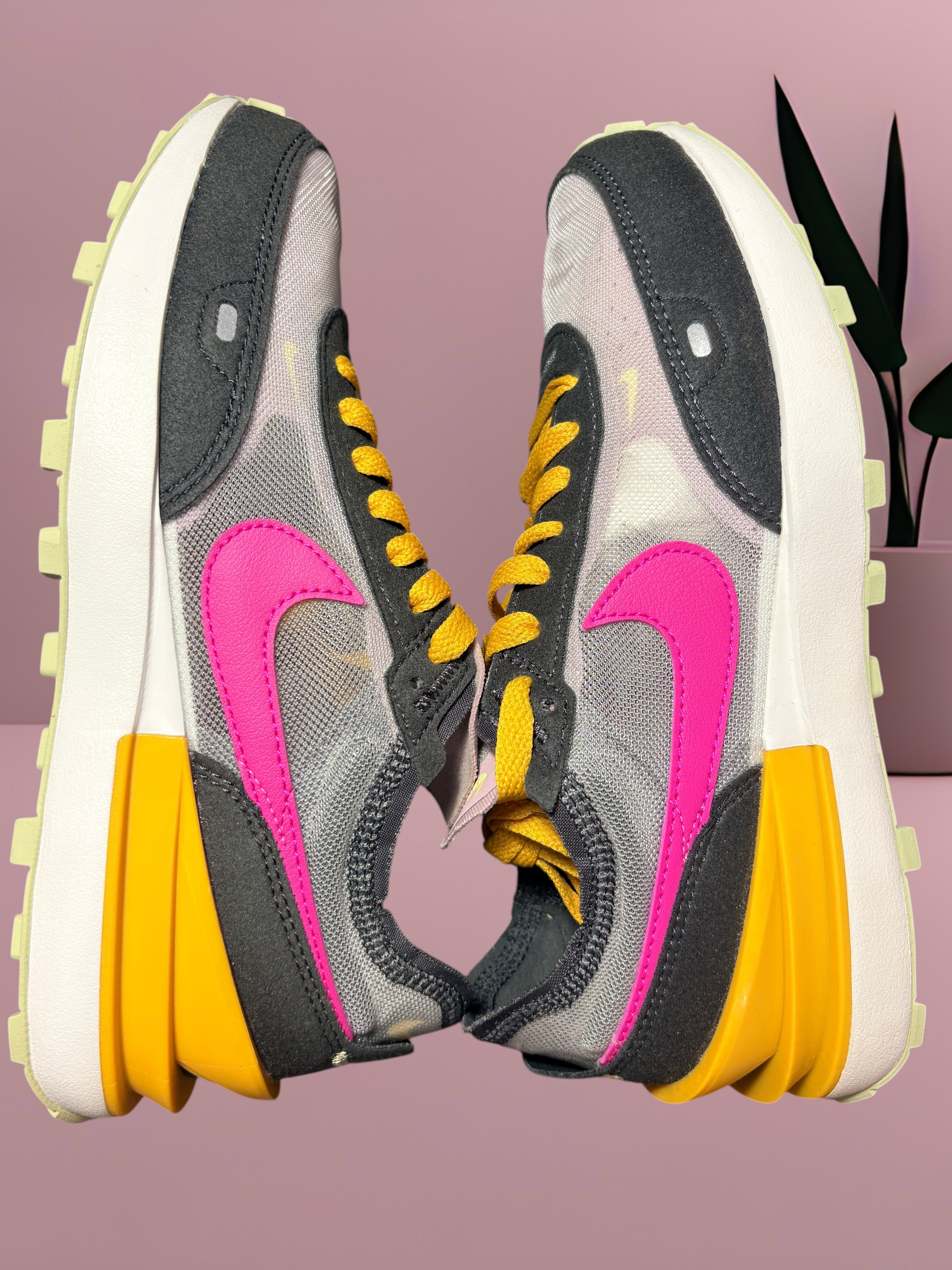 Nike Waffle One MC Brown Pink Sulfur – Taille 38 - Neuve