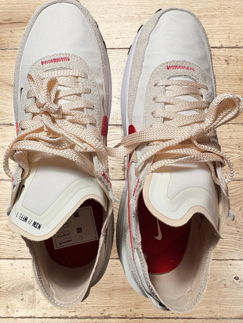 Nike Waffle One SE "Cream/Red" – Neuves avec boîte – Pointure 40 (US 8.5 W)