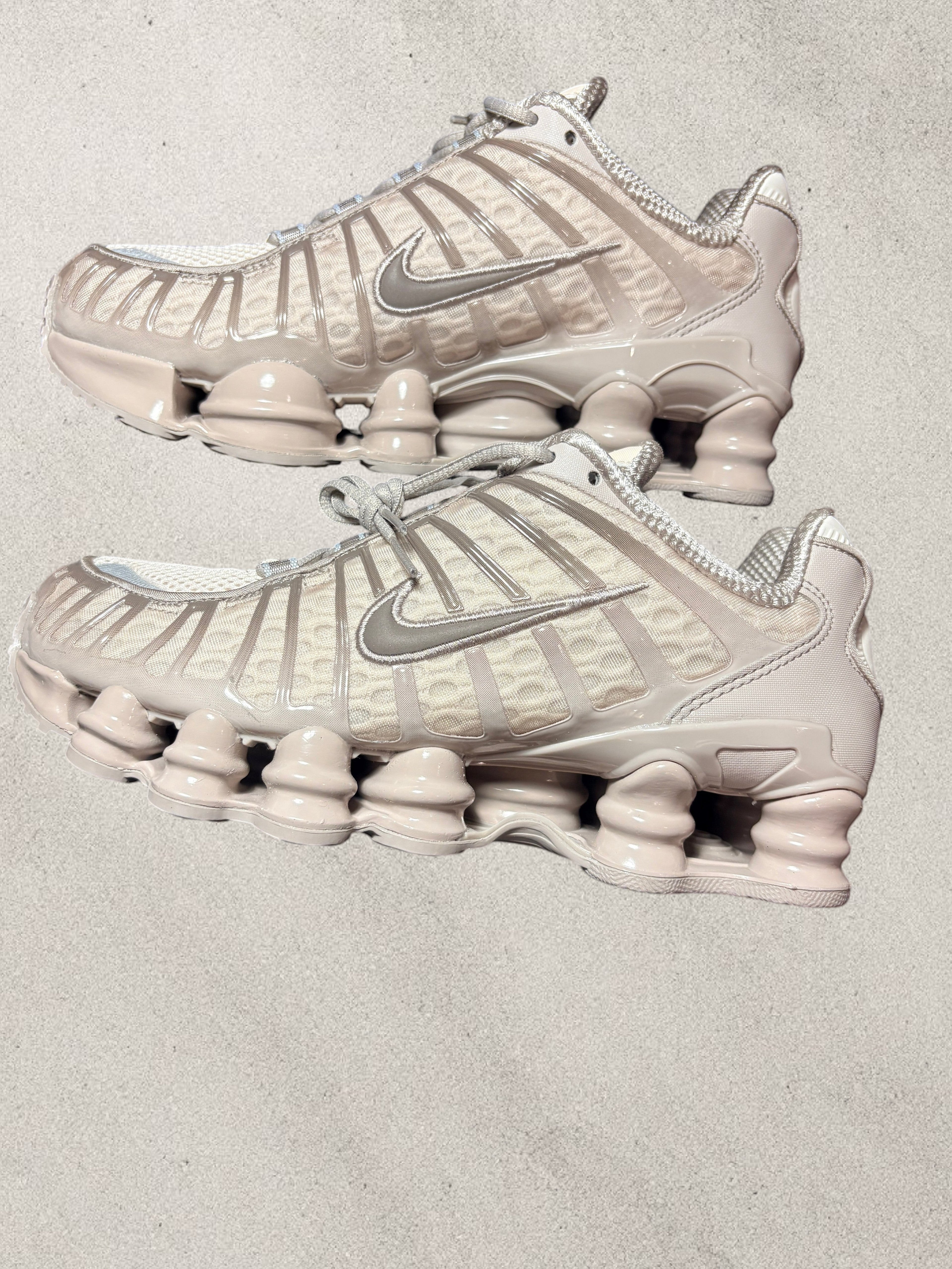 Nike Shox TL "Orewood Brown" - Neuves - T 38.5 (US 7.5W / 6M)