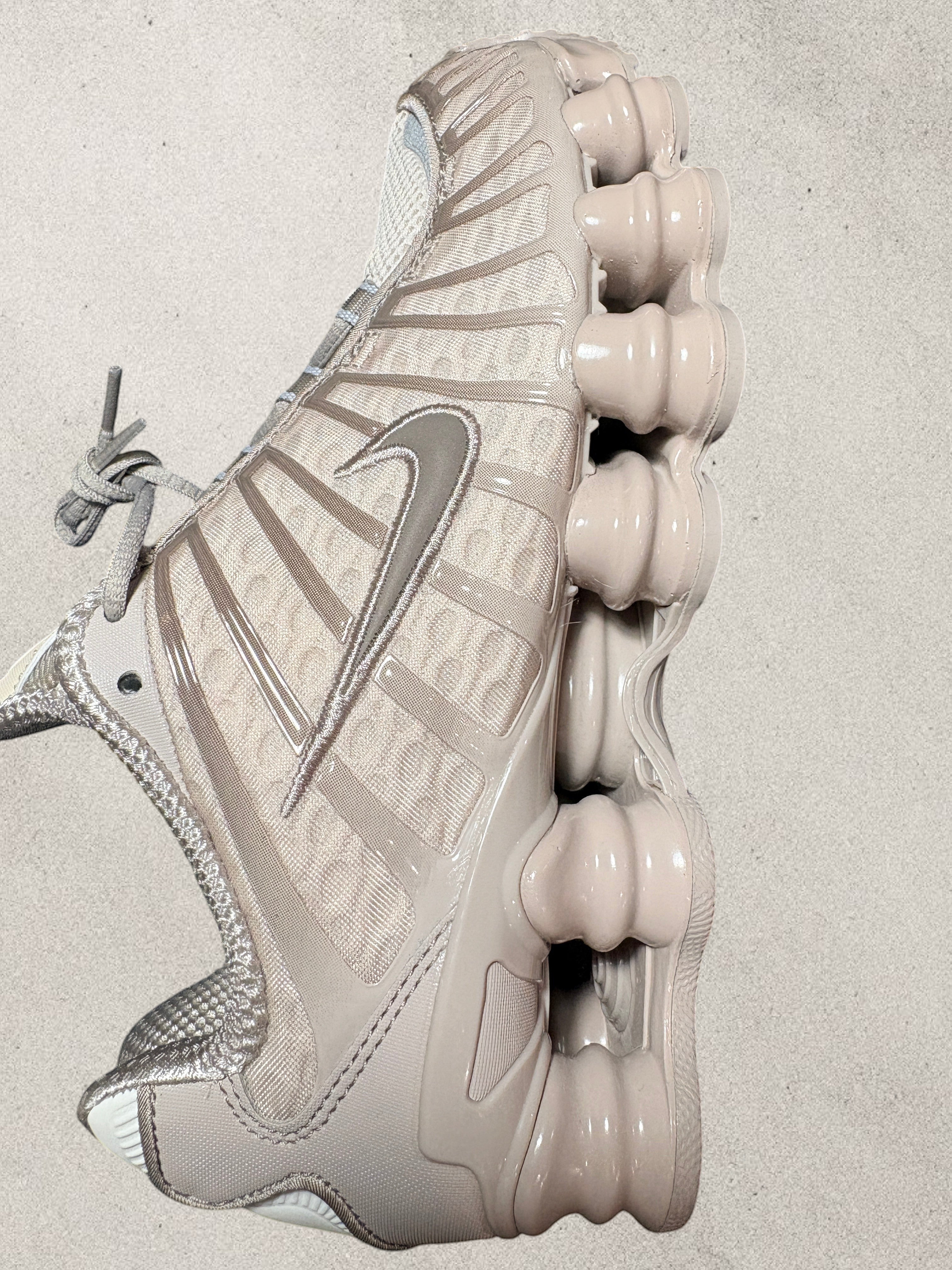 Nike Shox TL "Orewood Brown" - Neuves - T 38.5 (US 7.5W / 6M)