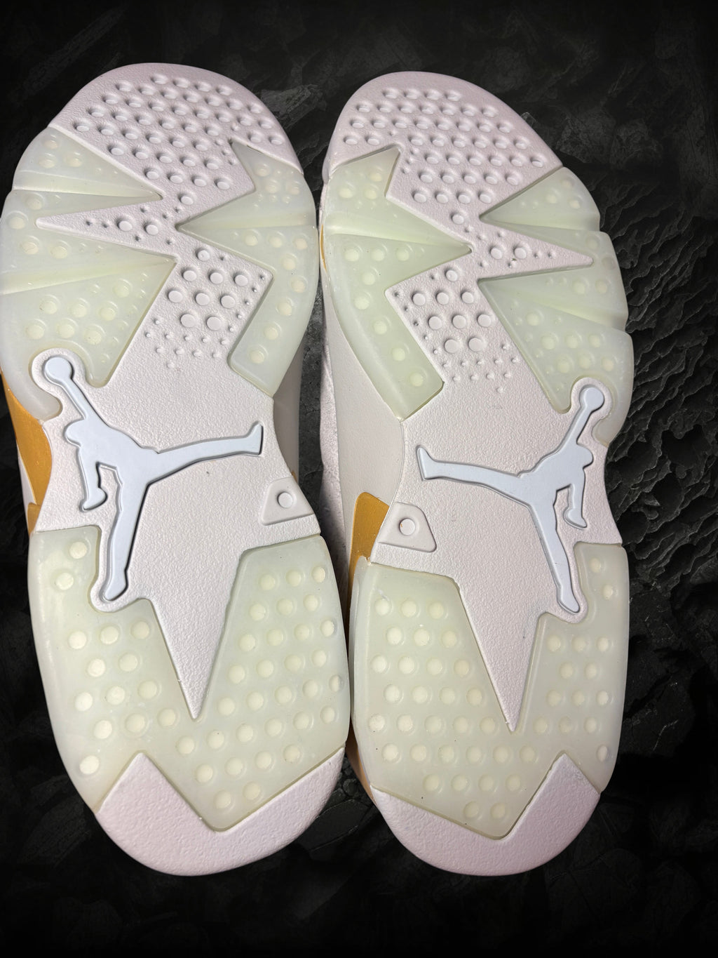 Air Jordan 6 Retro Craft "Paris Olympics" Pure Platinium/Glacier Blue– Taille 40.5 (Neuve / Boîte abîmée)