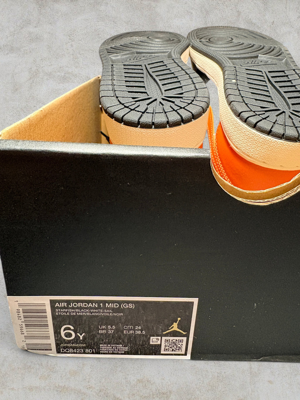 Air Jordan 1 Mid GS Black Toe Starfish – Taille 38.5 (Neuve)