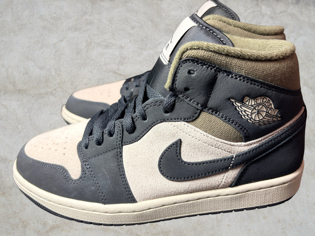Air Jordan 1 Mid SE Light Orewood BRN/Off Noir Medium Olive – Taille 39 (Neuve)