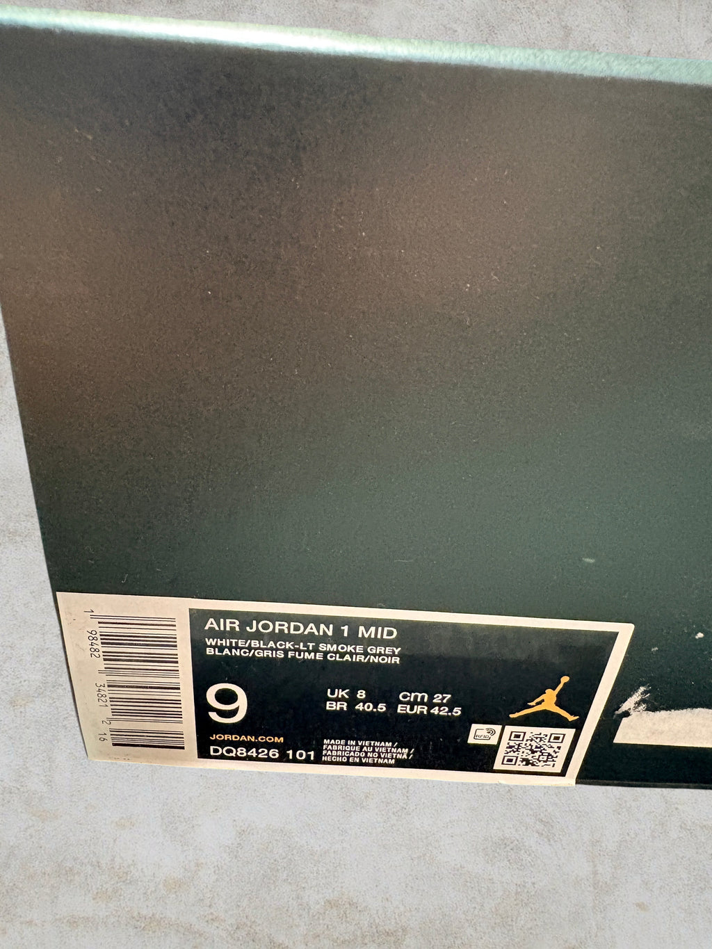 Air Jordan 1 Mid Barons – Taille 42.5 (Neuve)