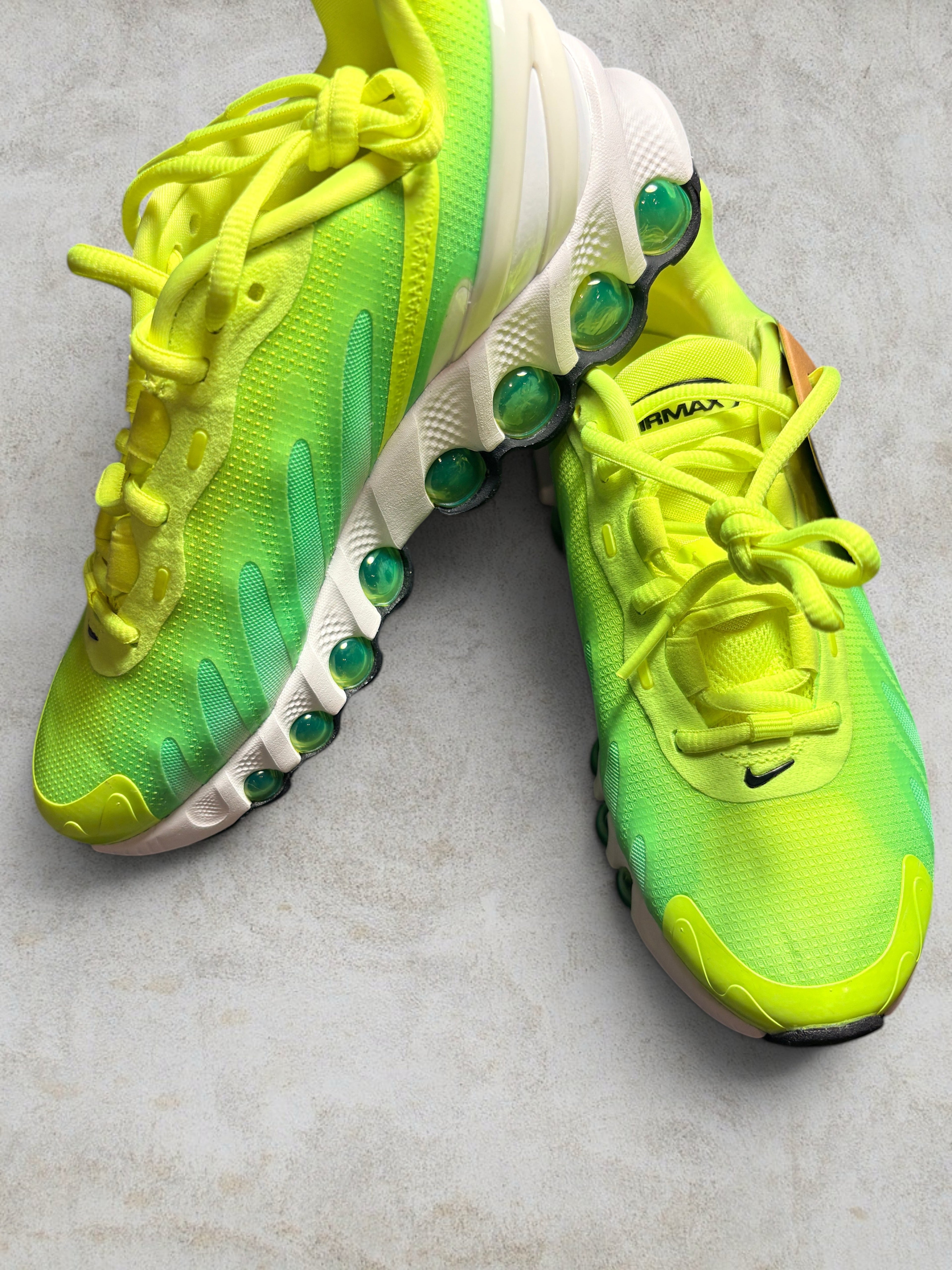 Nike Air Max DN8 - Vert / Volt - Taille 36.5 - Neuves