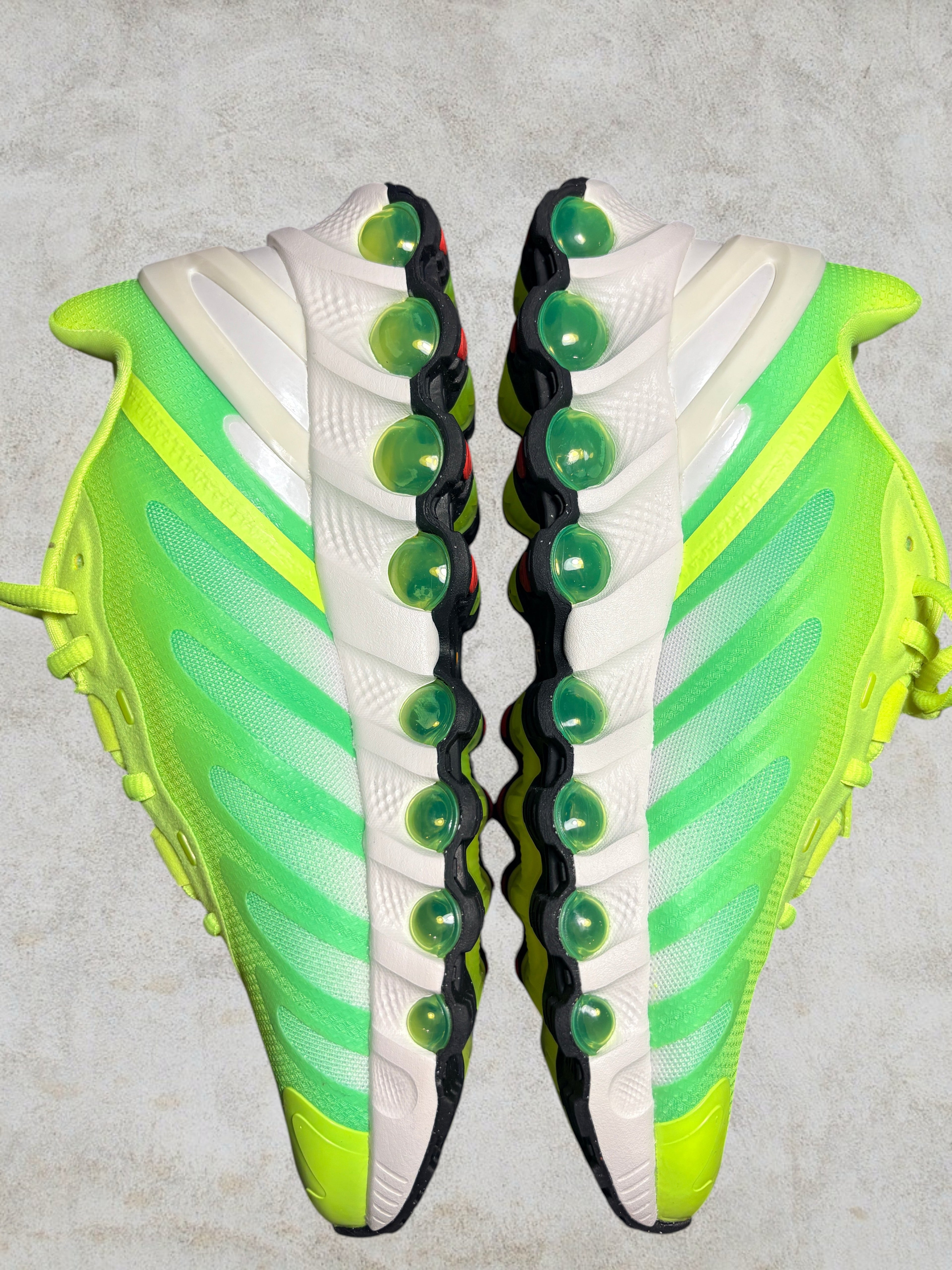 Nike Air Max DN8 - Vert / Volt - Taille 36.5 - Neuves