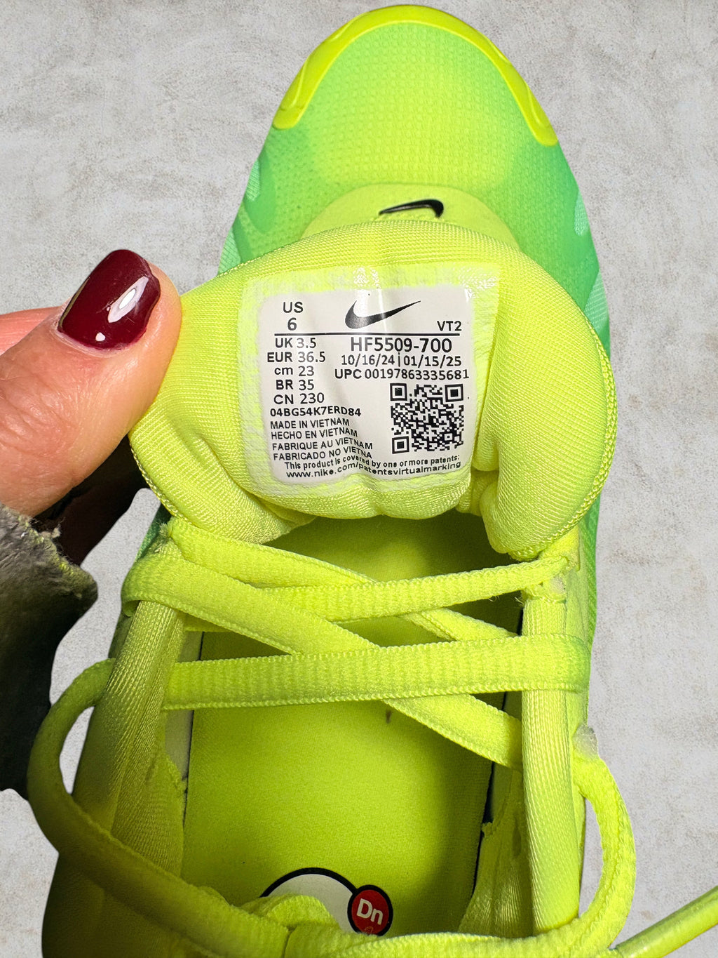 Nike Air Max DN8 - Vert / Volt - Taille 36.5 - Neuves