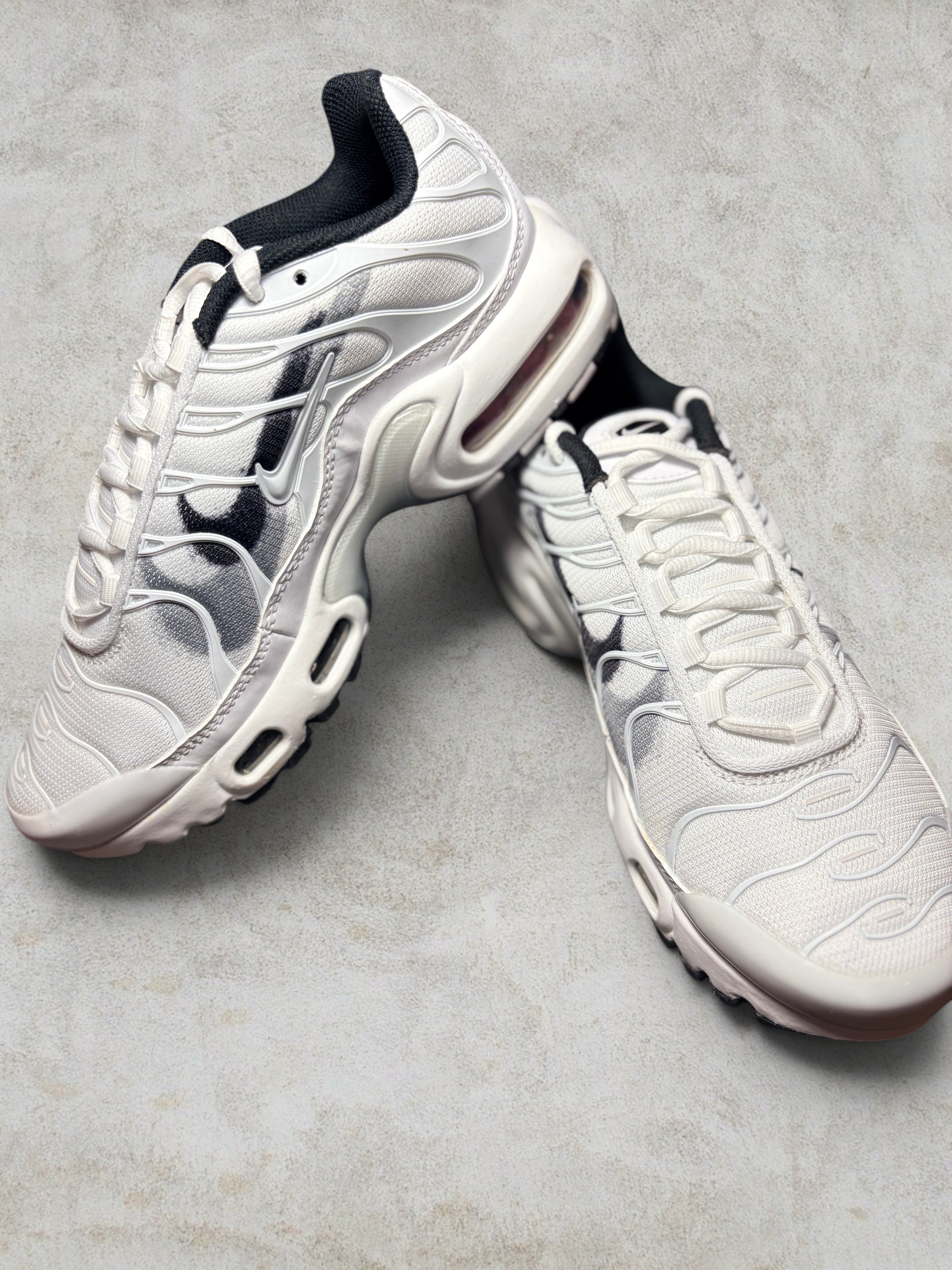 Nike Air Max Plus (TN) GS "White Cool Grey" – Taille 35.5 (Neuve)