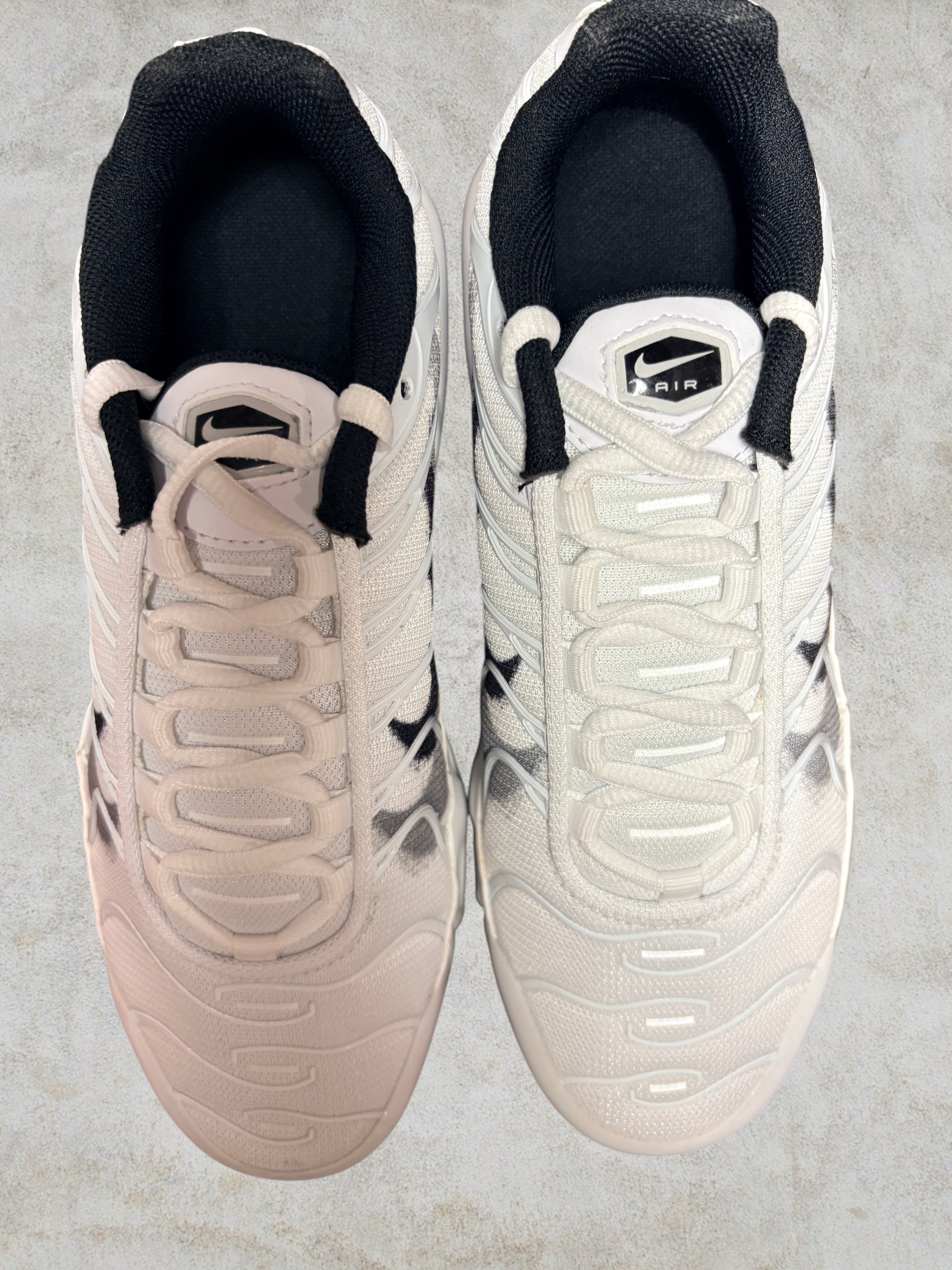 Nike Air Max Plus (TN) GS "White Cool Grey" – Taille 35.5 (Neuve)