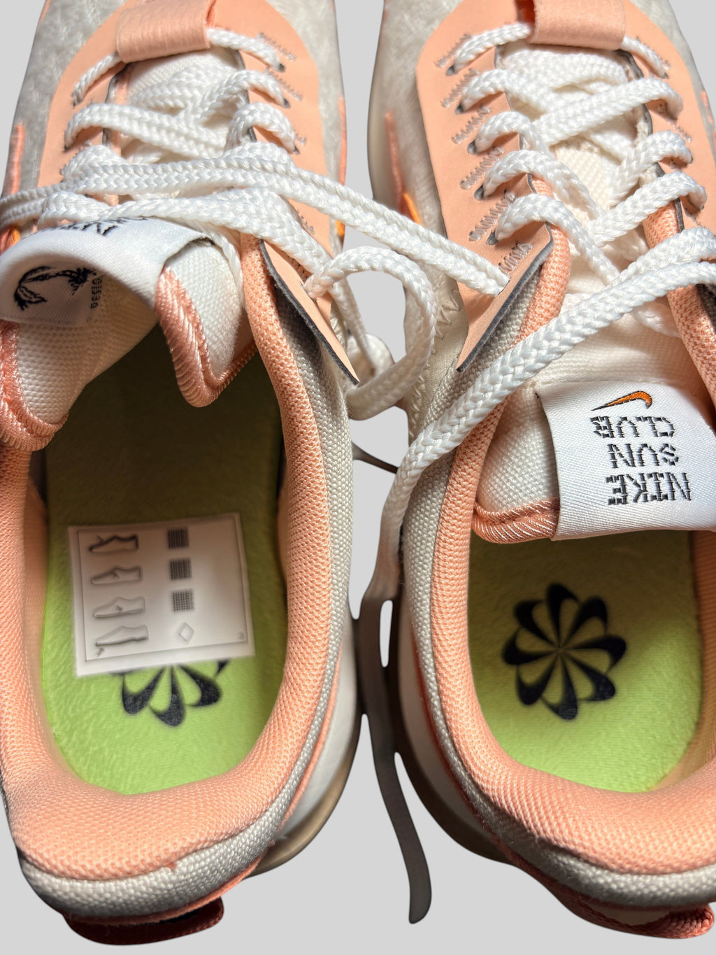 Nike Air Max Pre-Day SE "Sun Club" – Neuve – Taille 37.5 NIKE