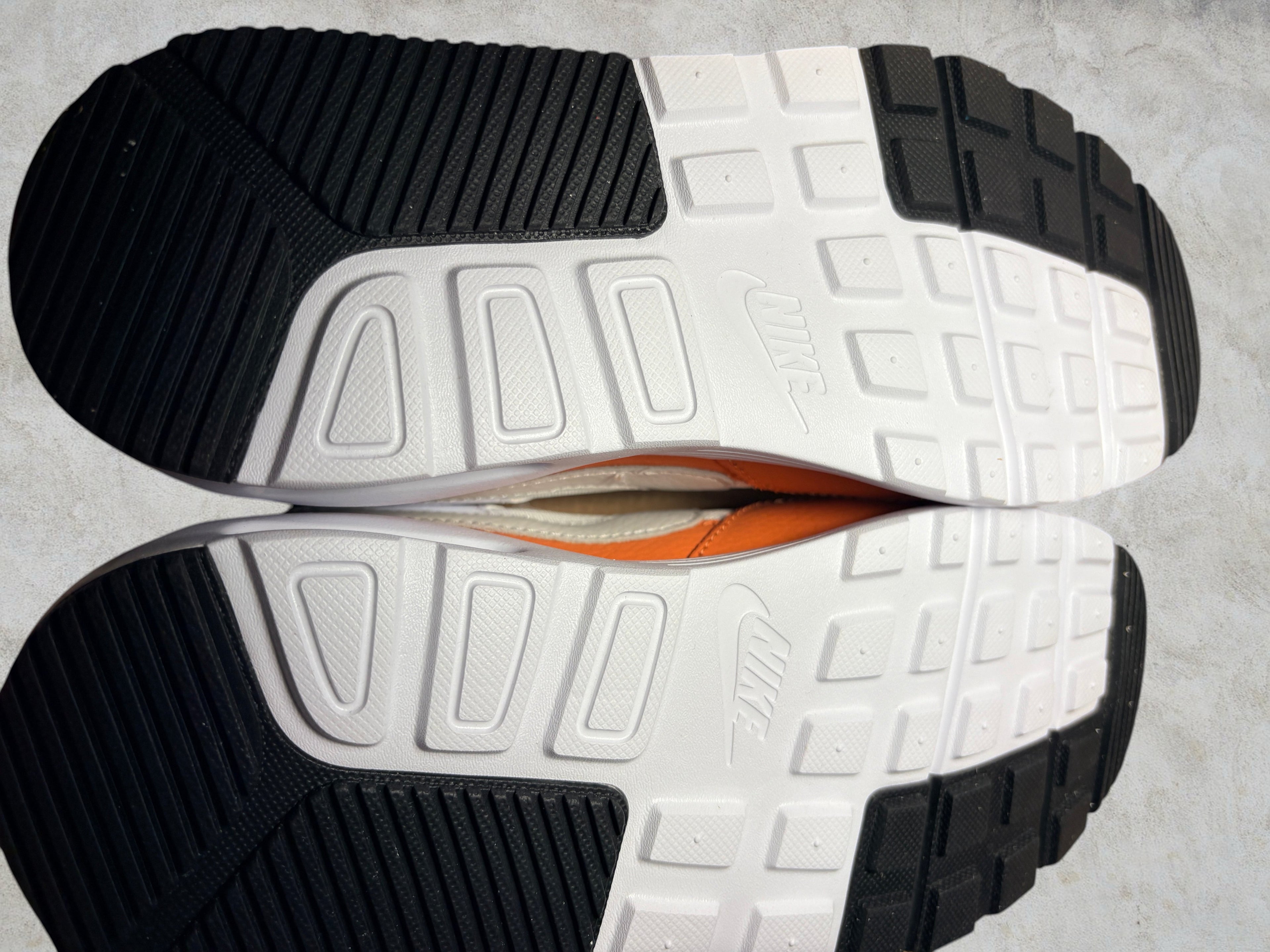 Nike Air Max SC White Healing Orange — Neuves — T36.5