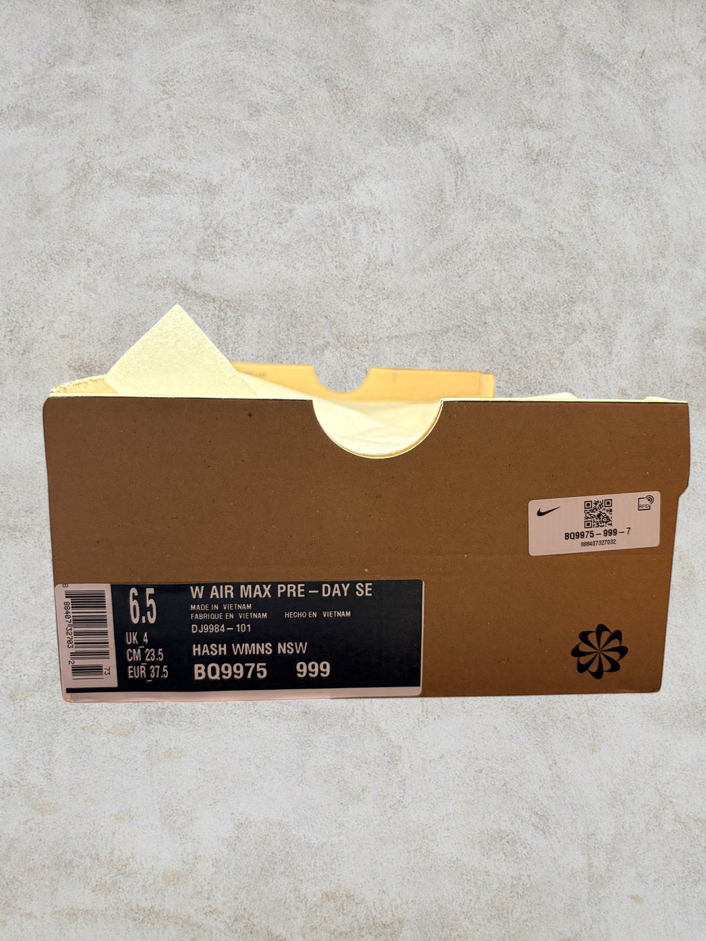 Nike Air Max Pre-Day SE "Sun Club" – Neuve – Taille 37.5