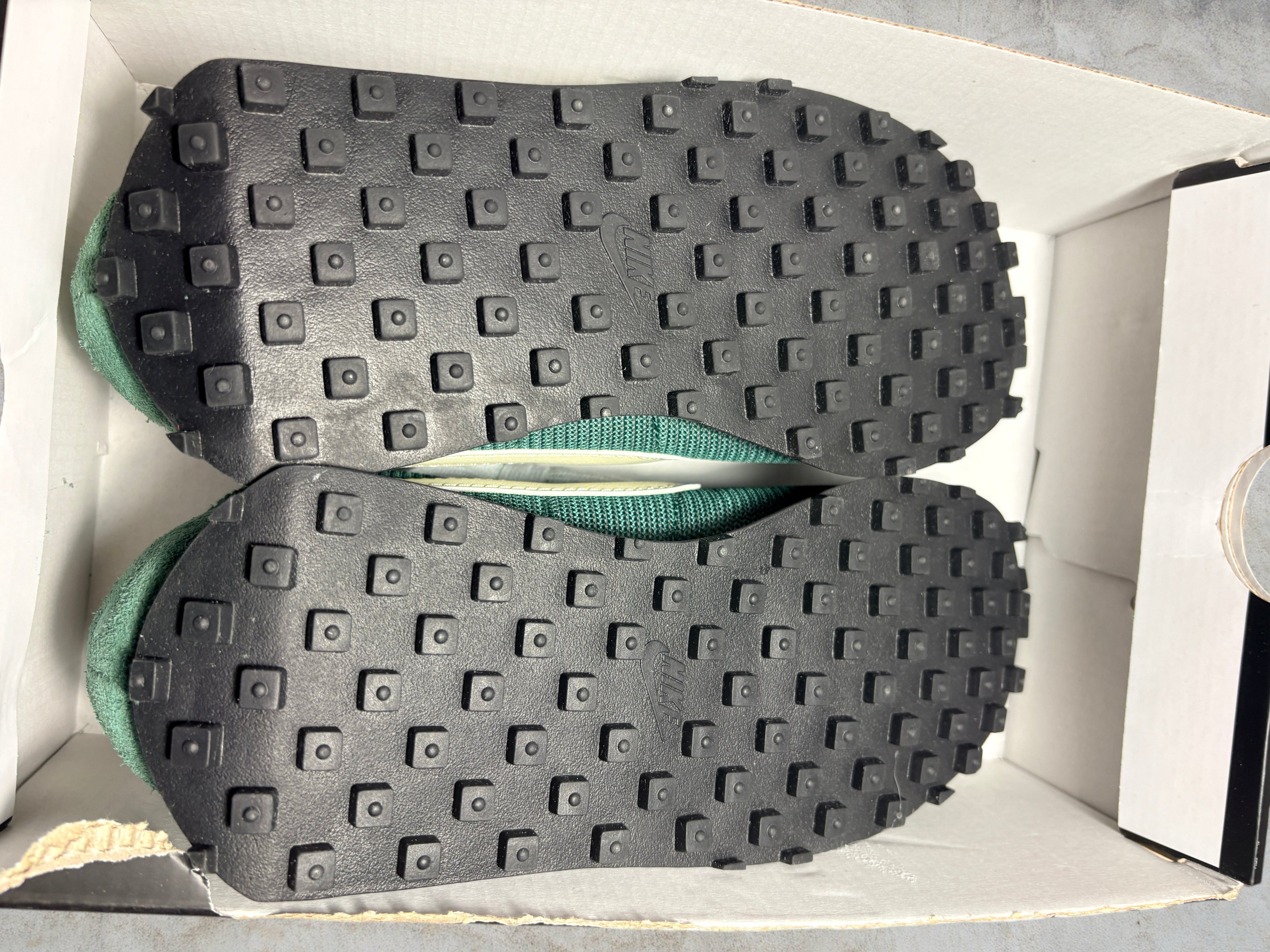 Nike LD-1000 WMNS style rétro vert sapin T 36.5 neuves
