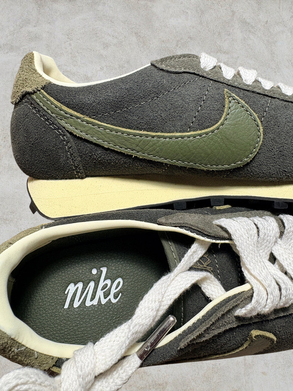 Nike LD-1000 Premium Women’s – Cargo Khaki / Medium Olive TAILLE 37,5