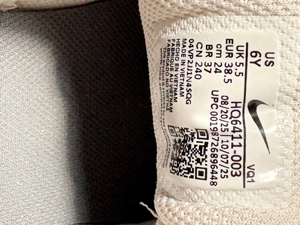 Baskets Style Y2K Sport Nike V5 RNR (GS) T 38,5 Modèle Enfant/Ado (Grade School) Neuf avec boîte