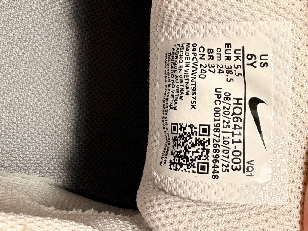 Baskets Style Y2K Sport Nike V5 RNR (GS) T 38,5 Modèle Enfant/Ado (Grade School) Neuf avec boîte