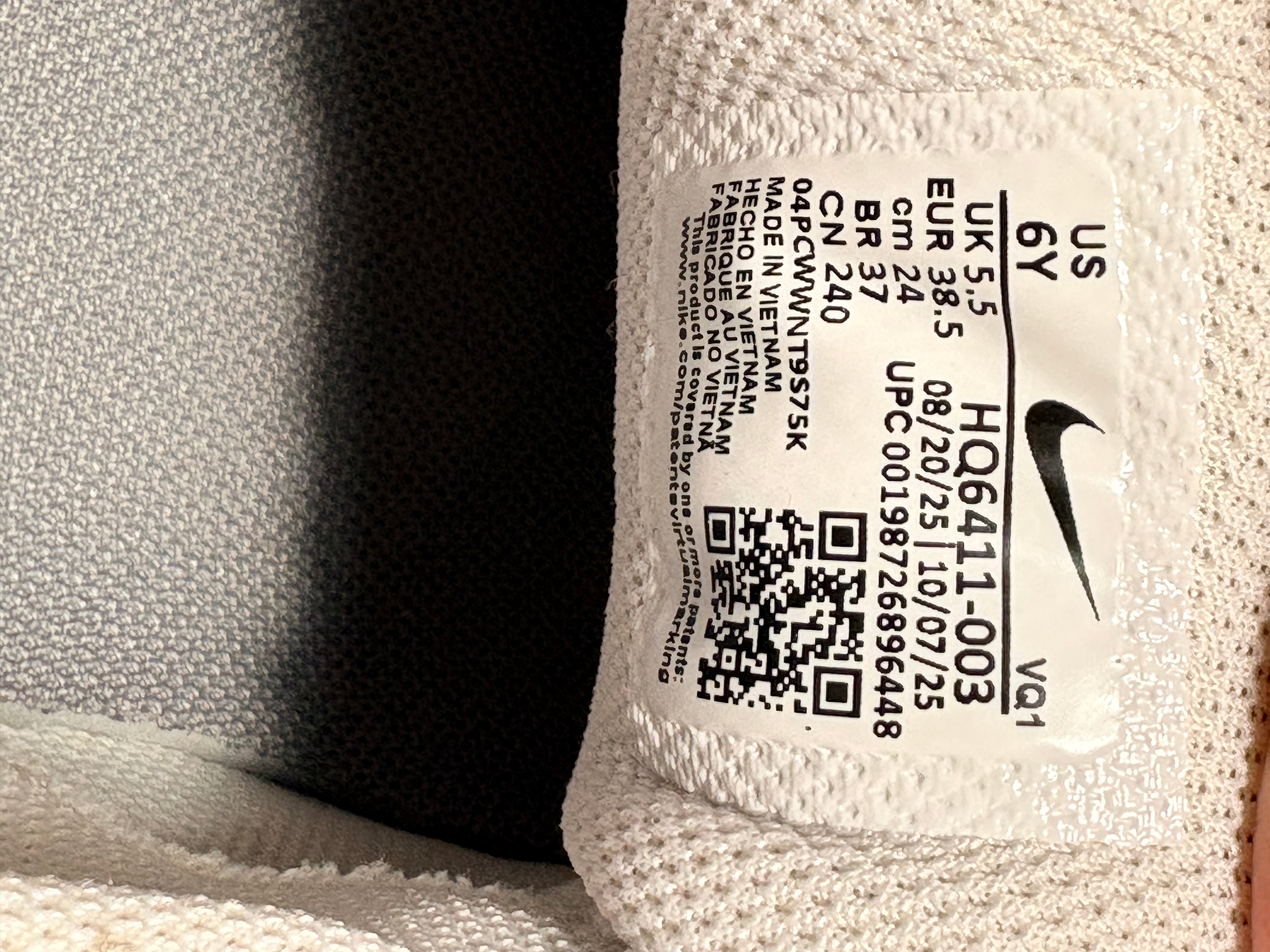 Baskets Style Y2K Sport Nike V5 RNR (GS) T 38,5 Modèle Enfant/Ado (Grade School) Neuf avec boîte