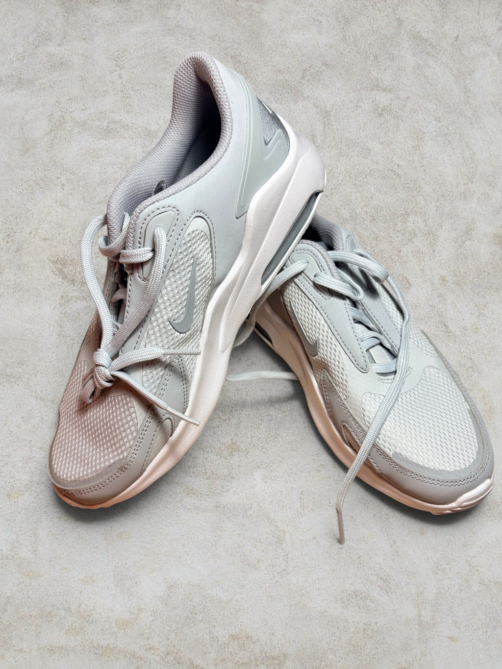 Basket Air Max  AM Bolt Gris Clair Pointure 40 Neuve
