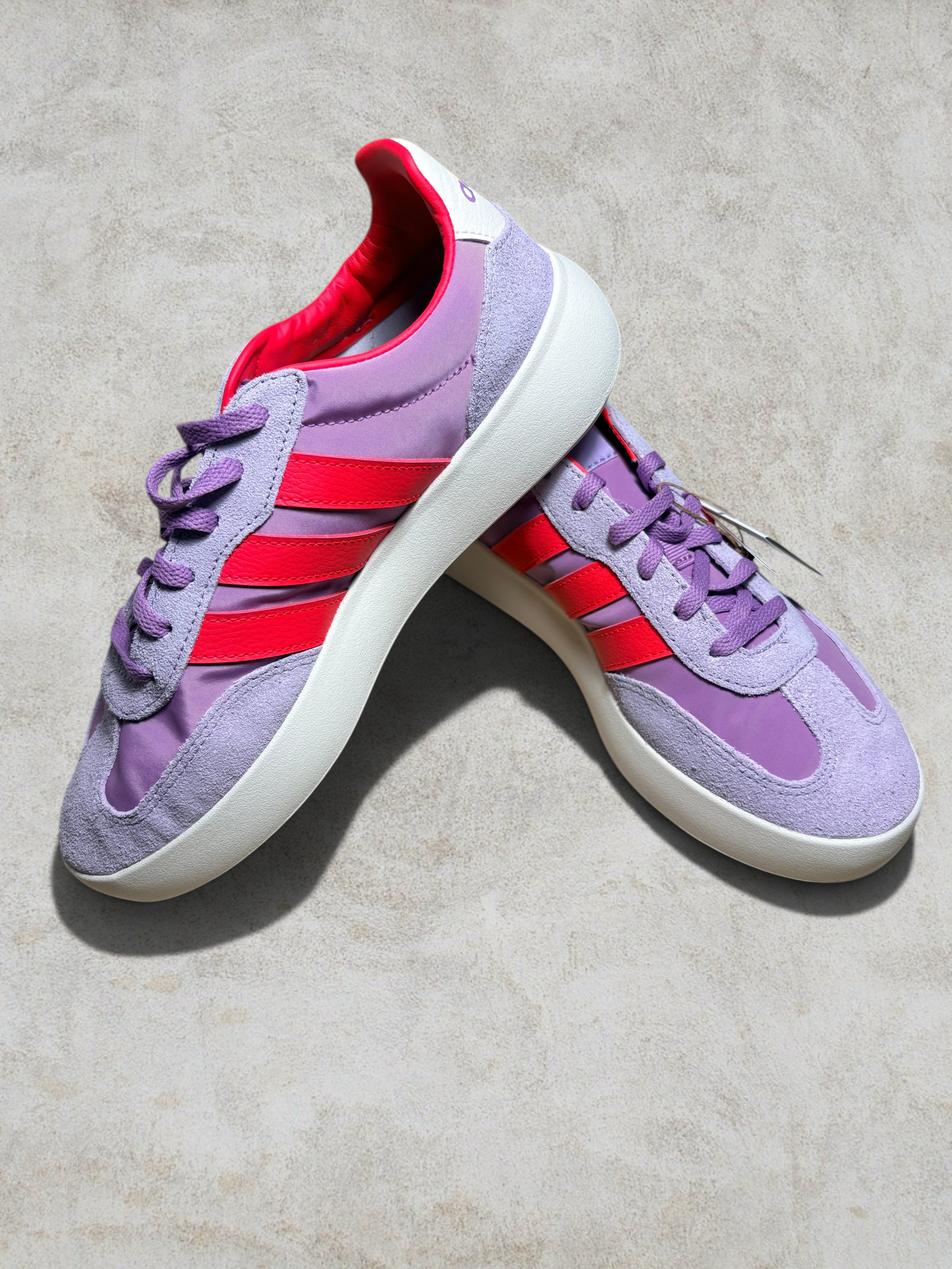 Adidas Barreda Decode J – Violet/Rouge – Taille 39 1/3 (Neuve avec boîte)