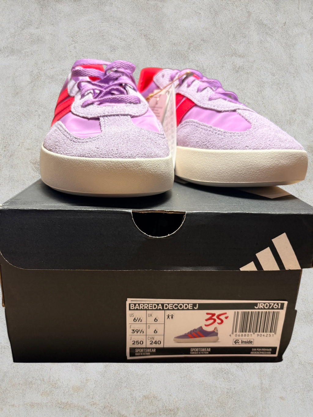 Adidas Barreda Decode J – Violet/Rouge – Taille 39 1/3 (Neuve avec boîte)