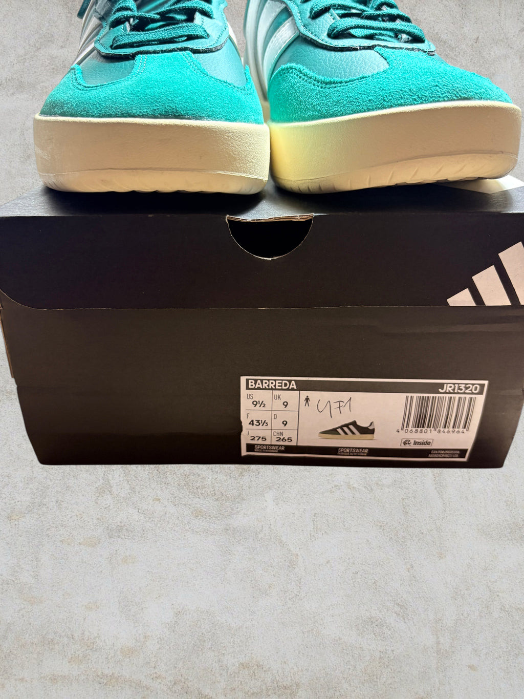 Adidas Barreda Collegiate Green – Taille 43 1/3 – Neuve en boîte