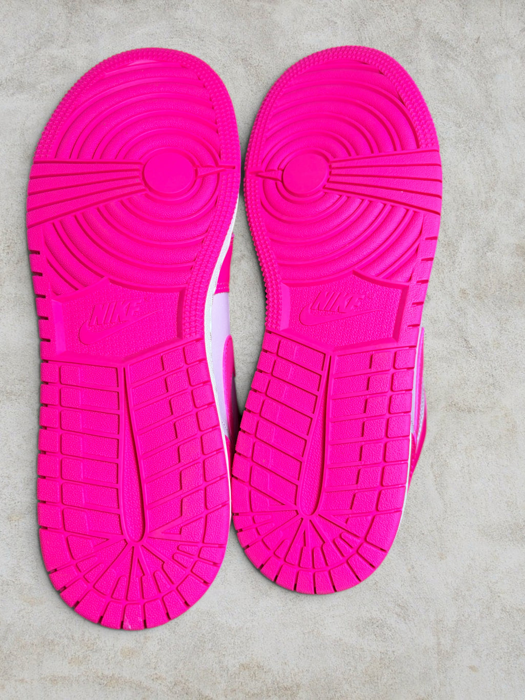 Air Jordan 1 Low GS "Valentine's Day" (2025) – Neuve