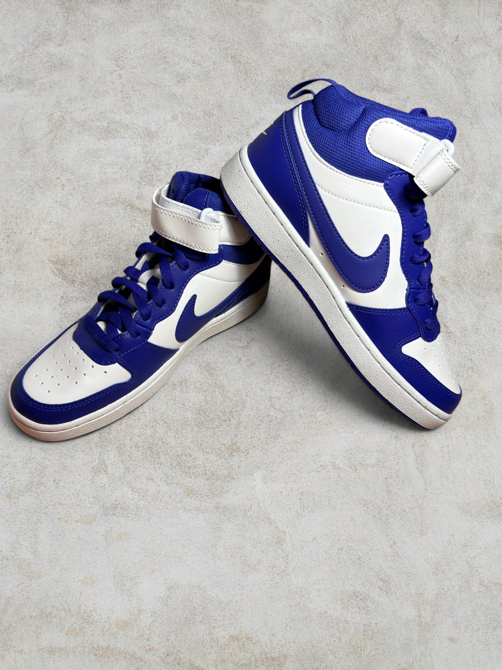Baskets Nike Court Borough Mid 2 (GS) – Blanc & Bleu – Pointure 39