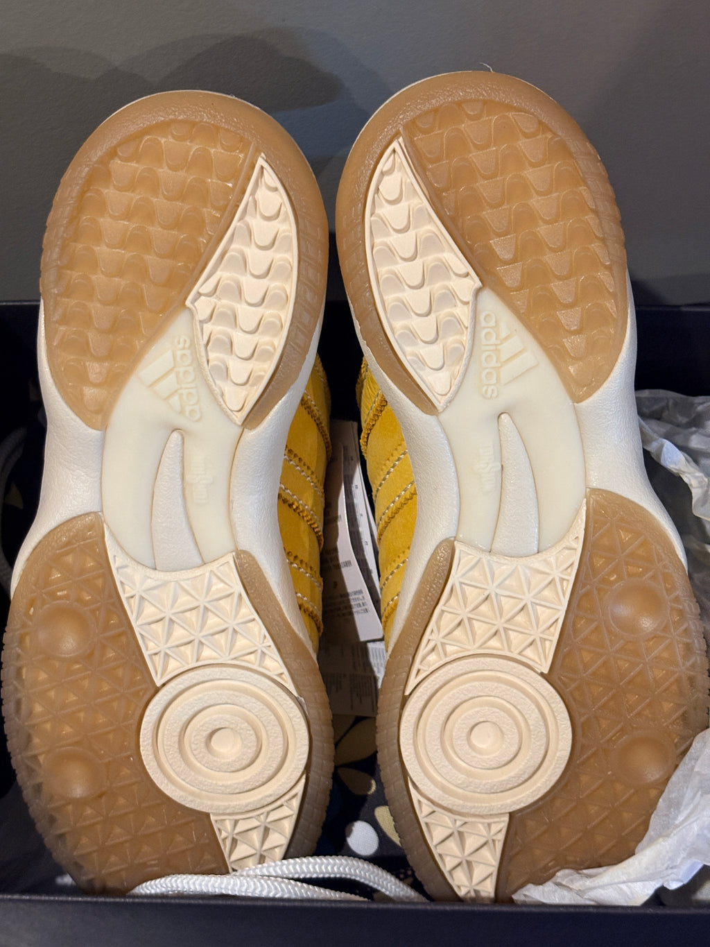 Adidas x Wales Bonner Samba Millennium Fade Gold – Neuve avec étiquette ADIDAS