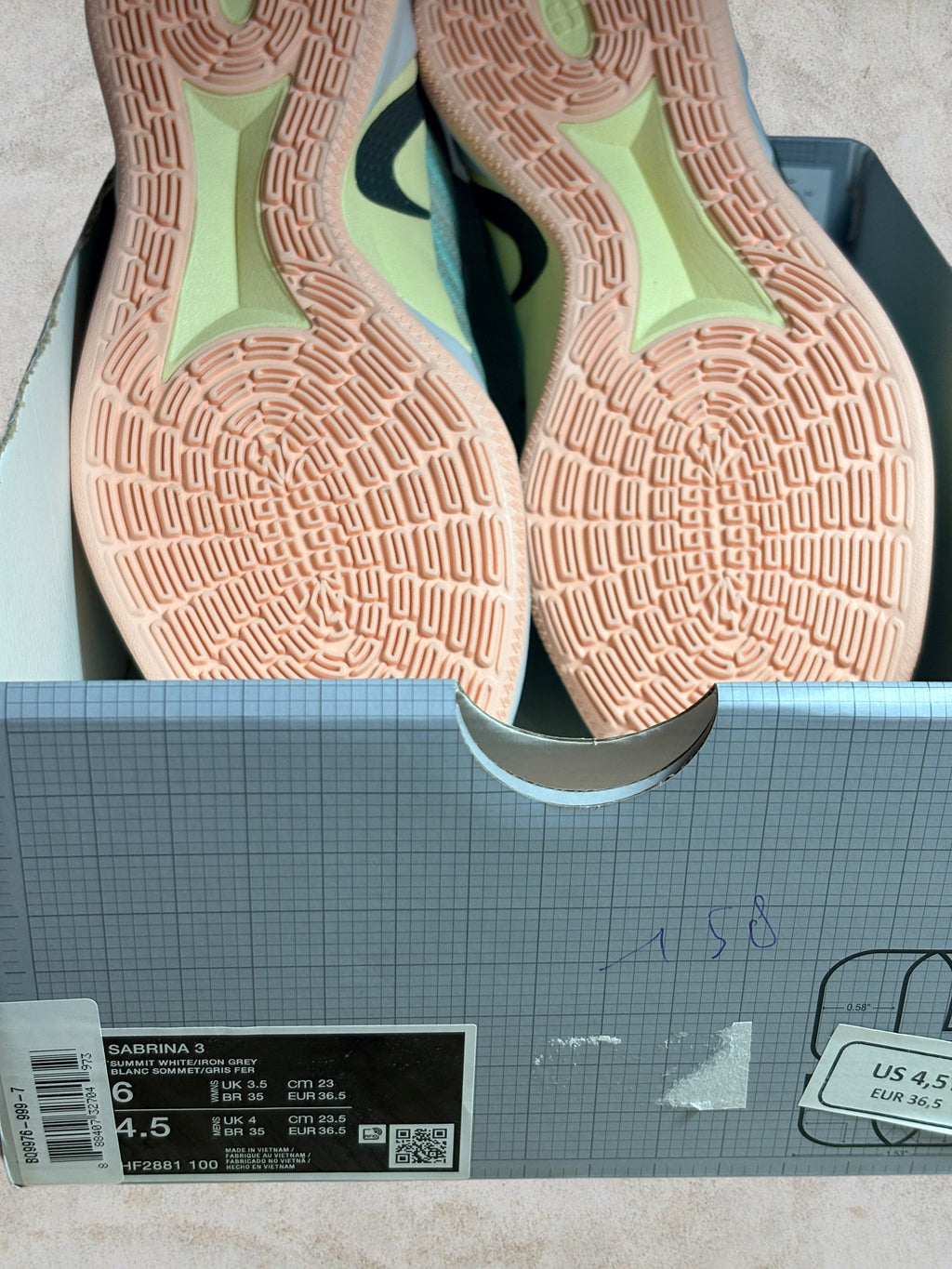 Nike Sabrina 3 Silencer – Taille 36.5 (HF2881-100)