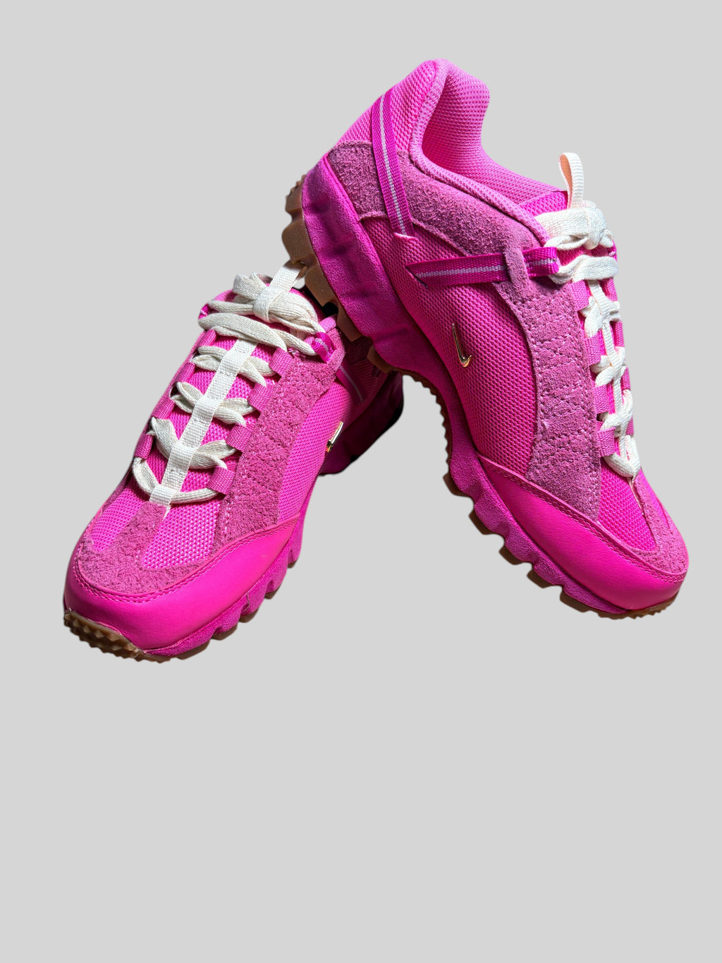 Nike Air Humara LX x Jacquemus "Pink Flash" – Taille 37,5 NIKE