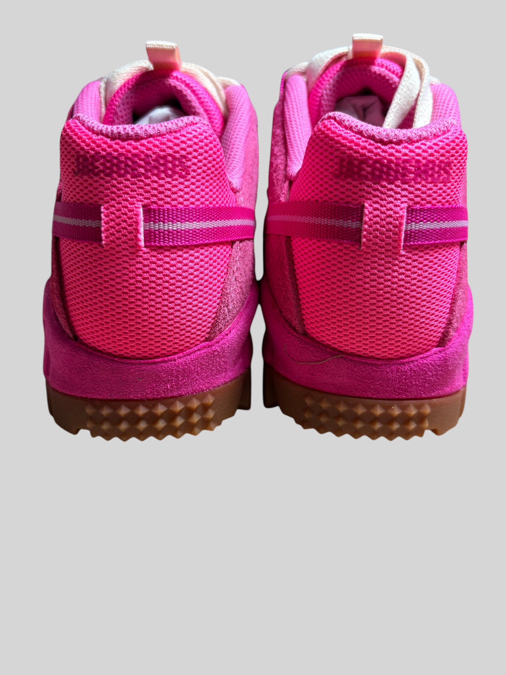 Nike Air Humara LX x Jacquemus "Pink Flash" – Taille 37,5 NIKE